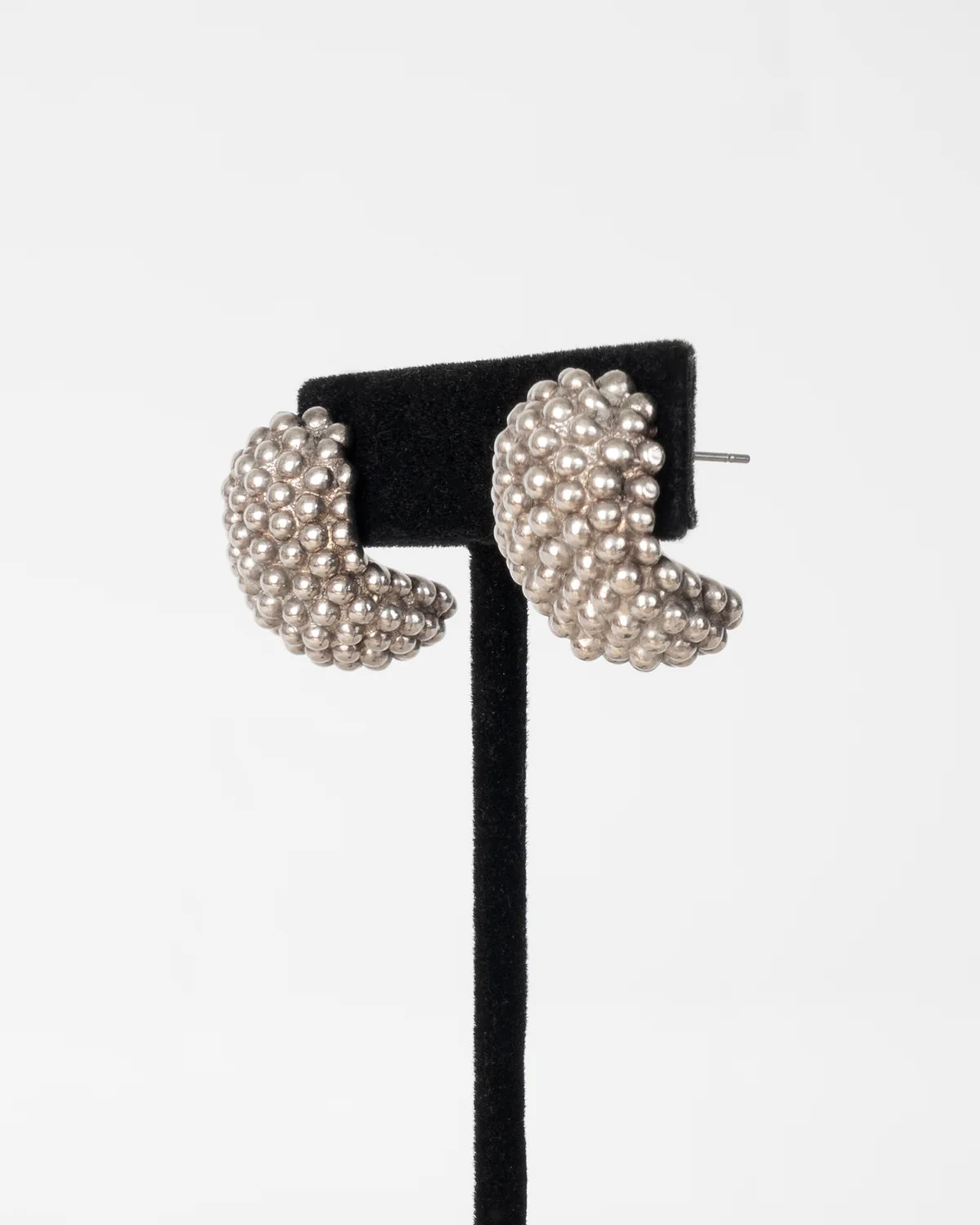 ear A2449 - Image 3