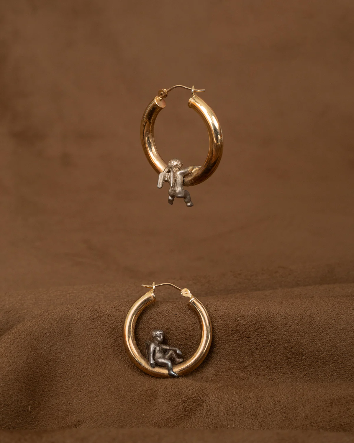 ear A2457 - Image 3