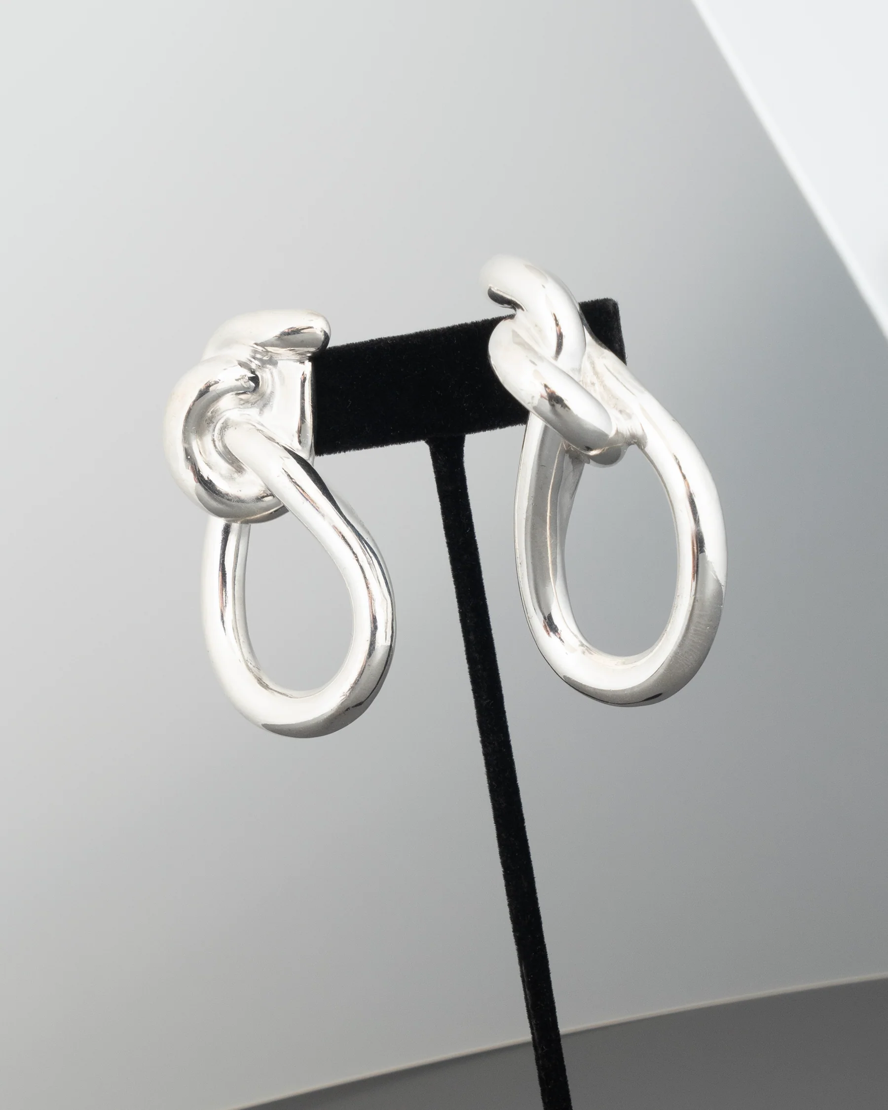 ear A2512 - Image 4