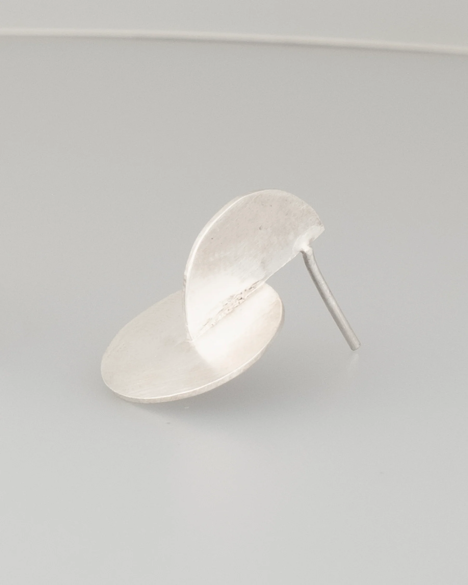 ear A2551 - Image 4