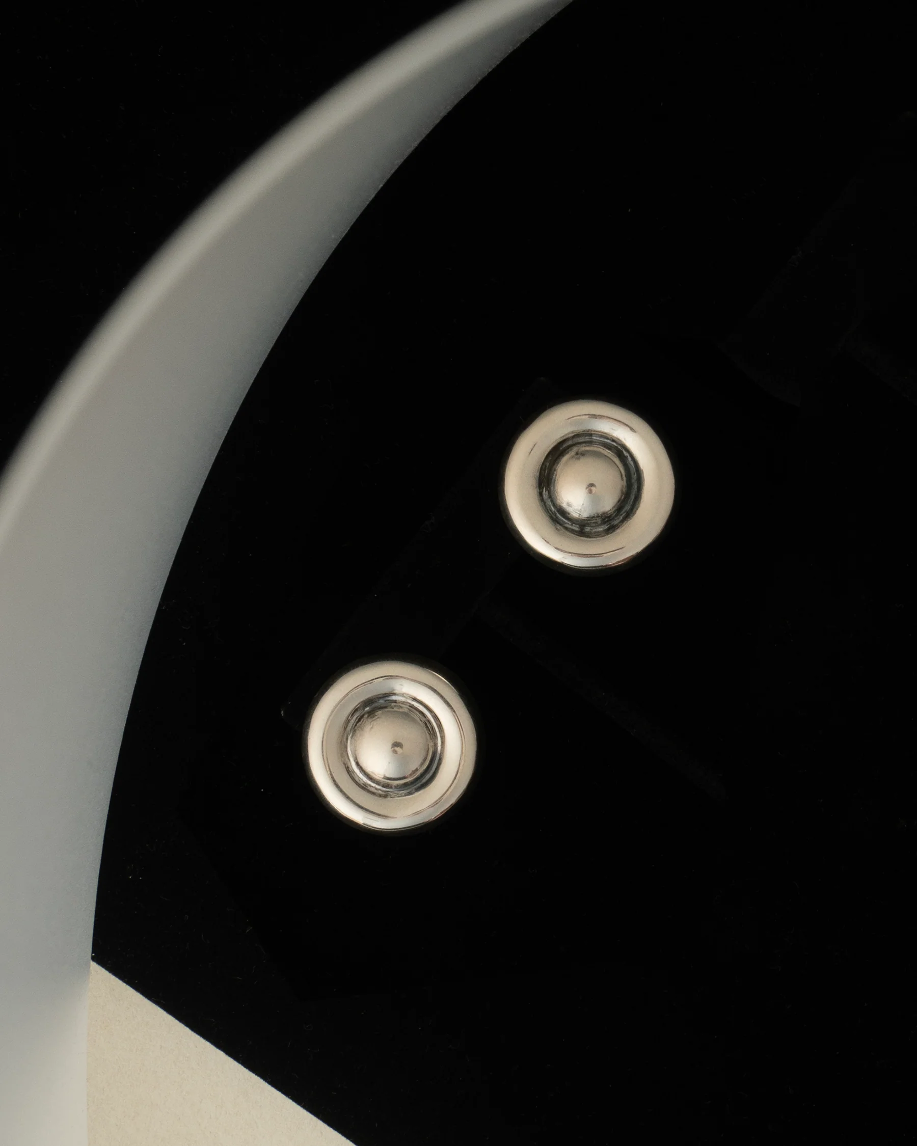 ear CS07 - Image 3