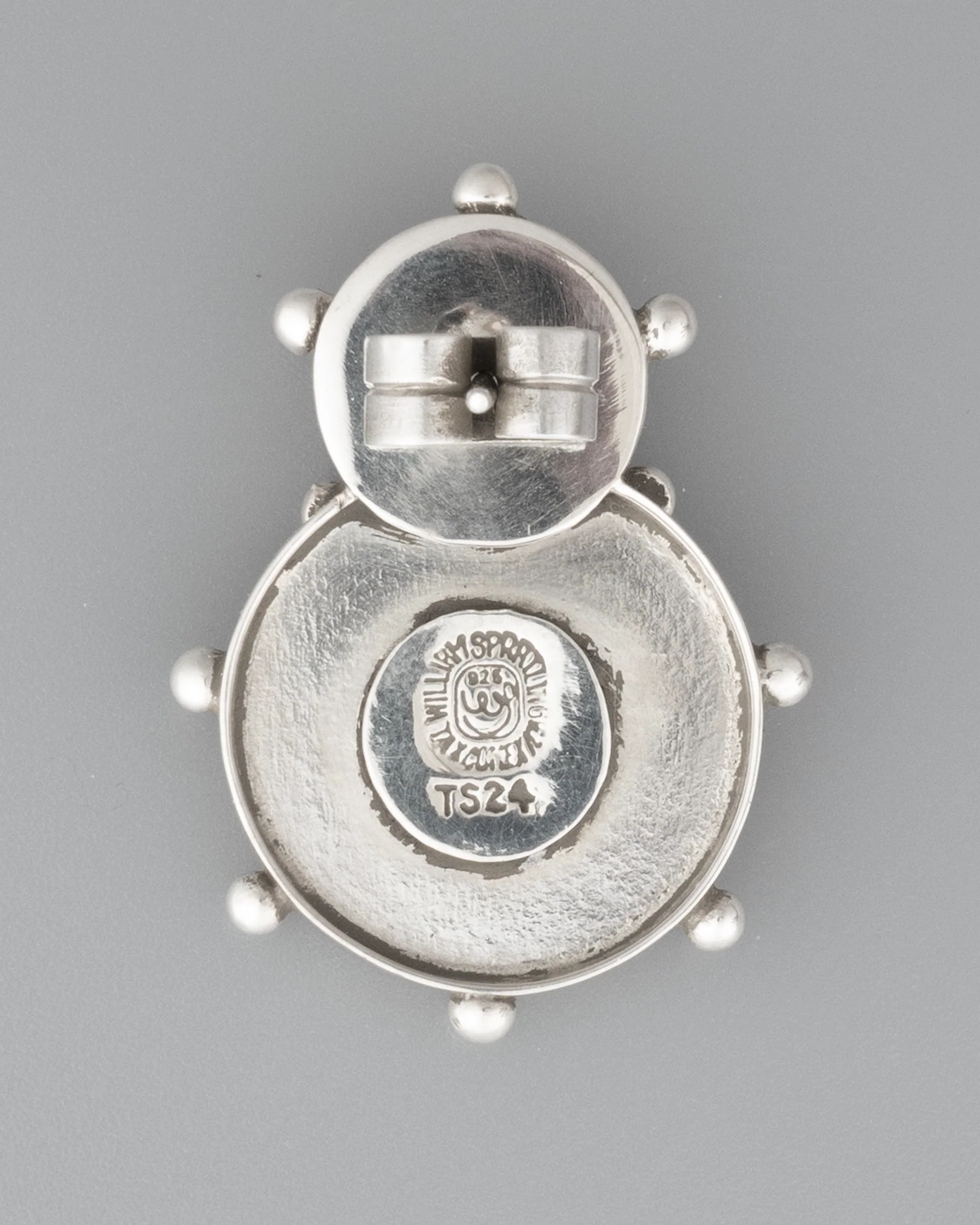 ear CS38 - Image 5