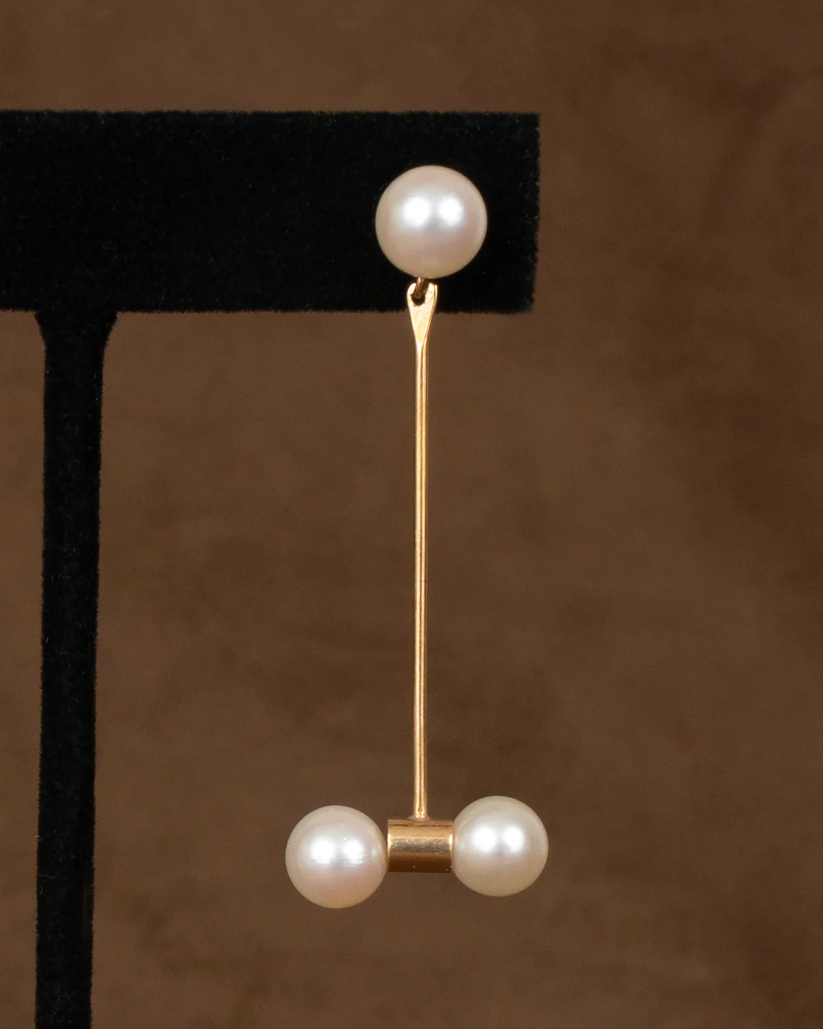 ear D2415 - Image 3