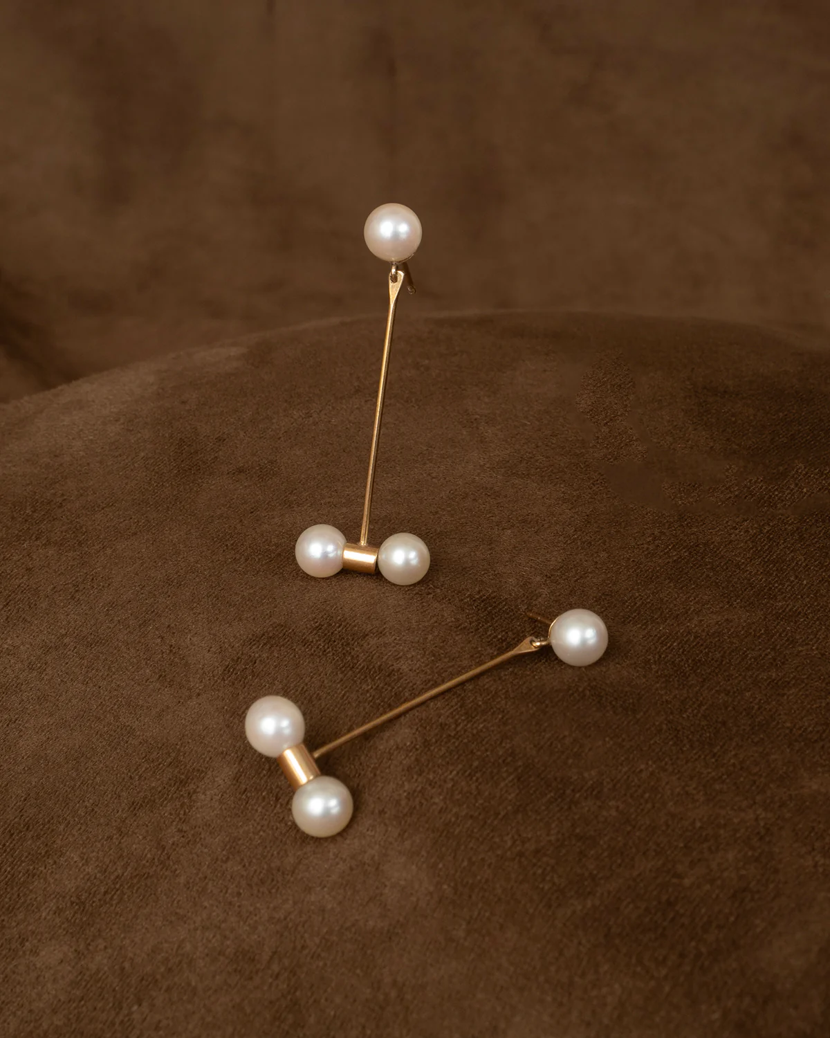 ear D2415 - Image 4