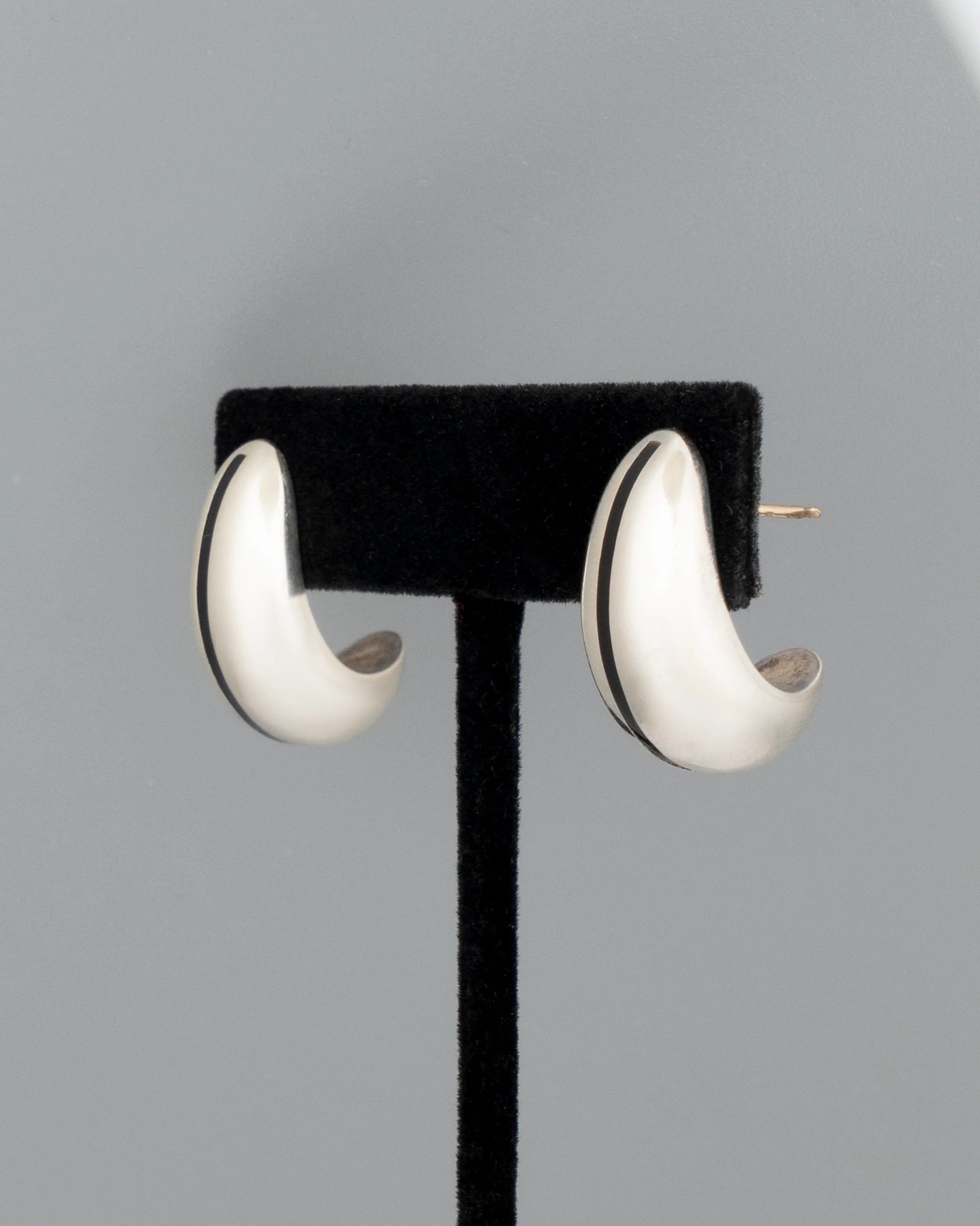 ear F2503 - Image 3