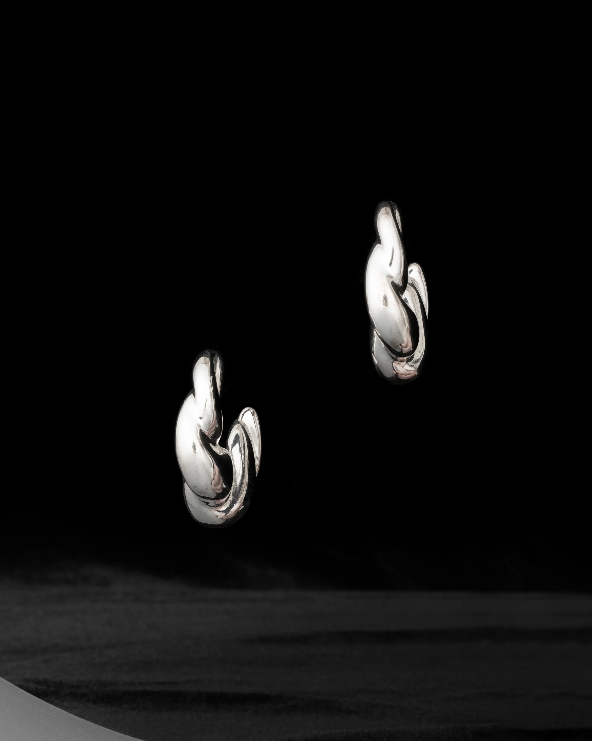 ear F2508 - Image 2