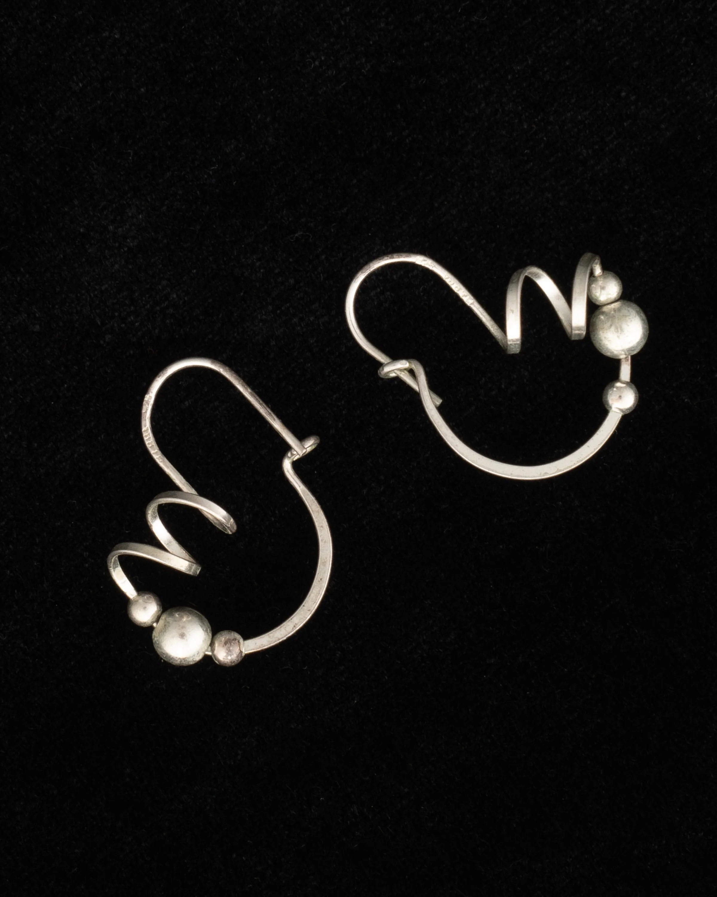 ear F2511 - Image 2