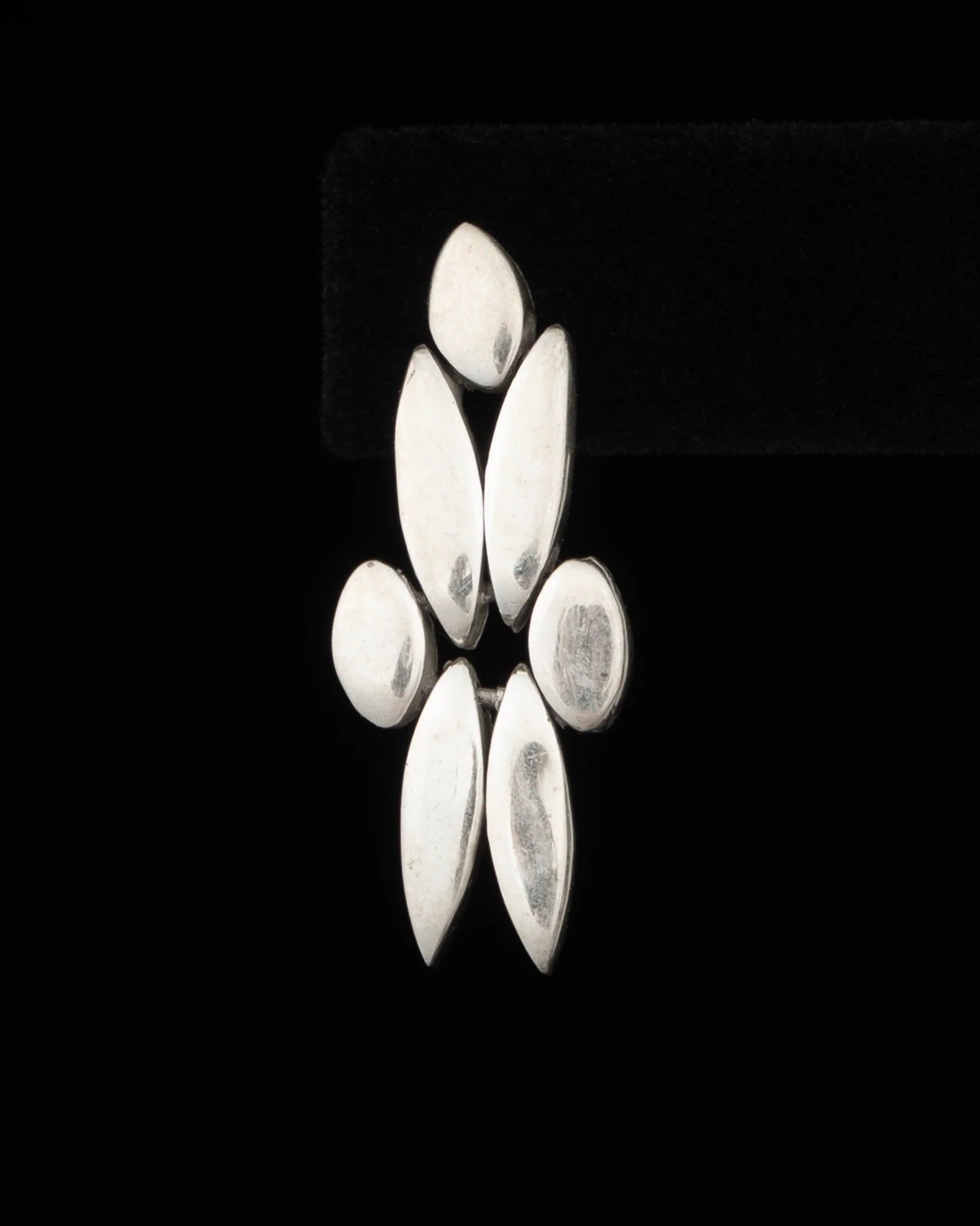 ear F2616 - Image 4