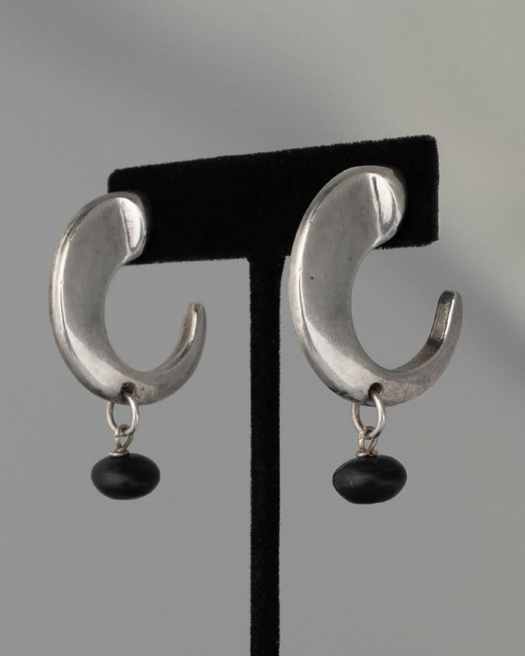 ear F2620 - Image 4