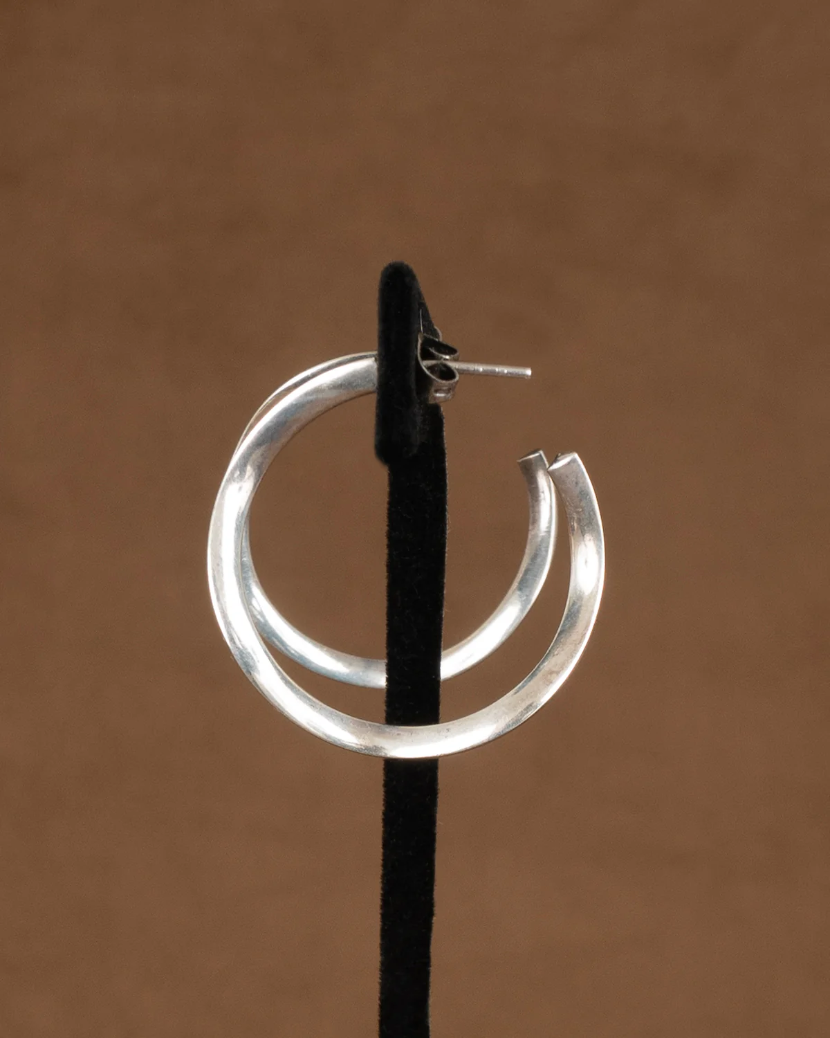 ear J2515 - Image 5