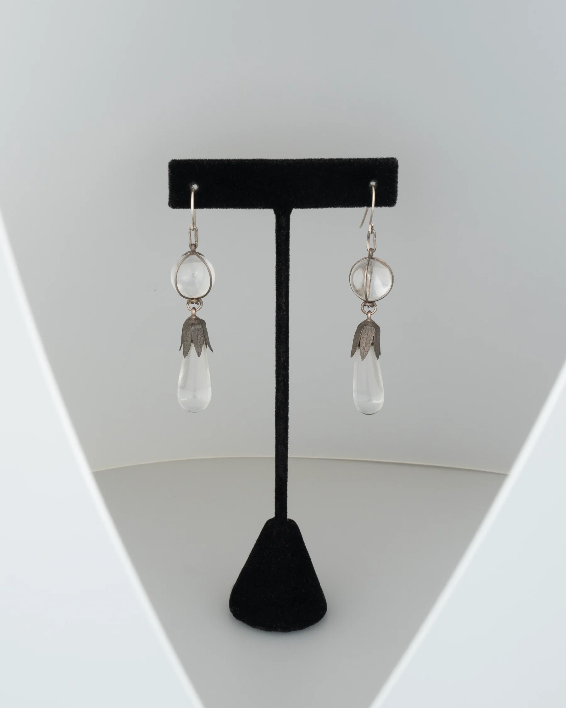 ear J2561 - Image 5