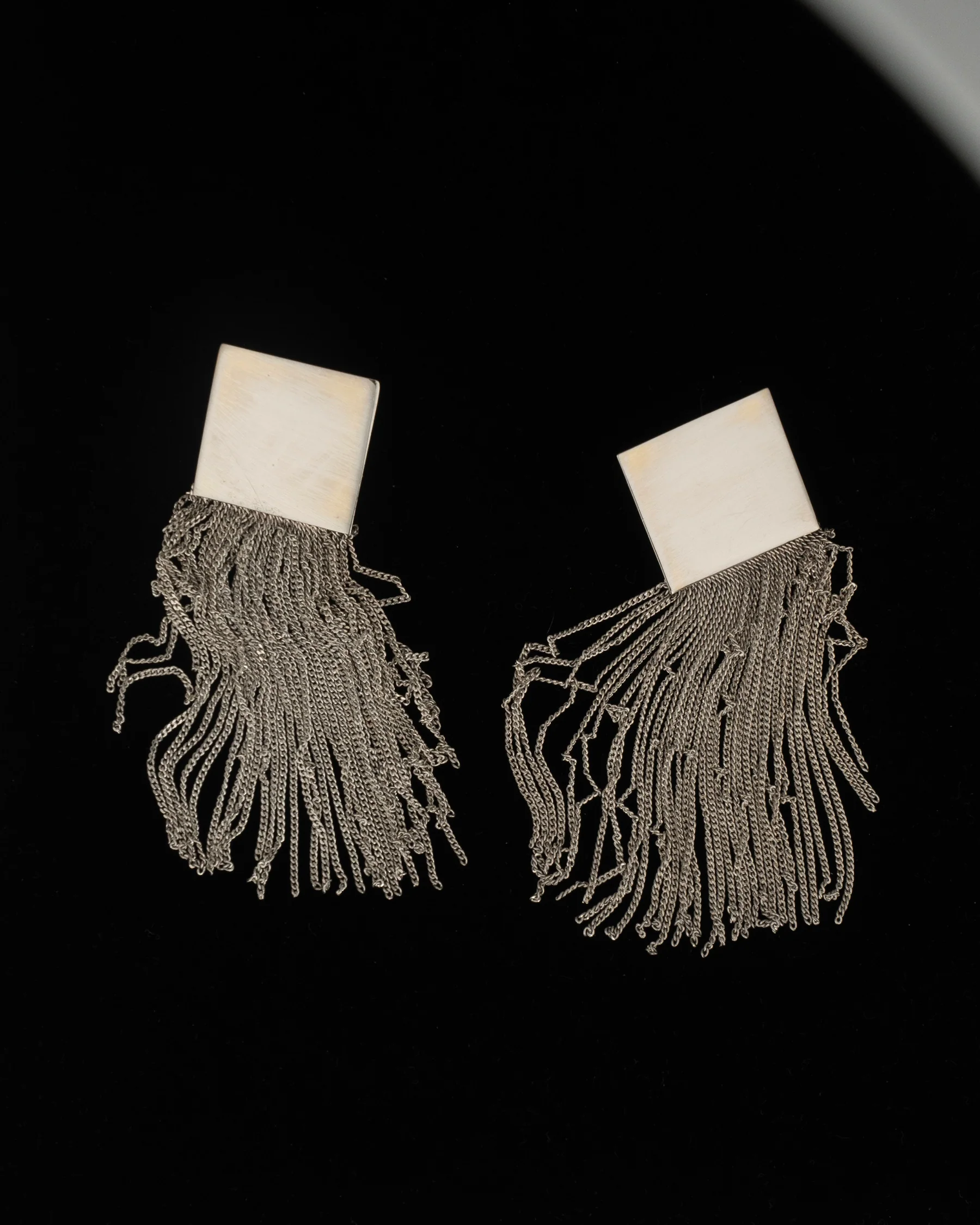 ear J2612 - Image 2