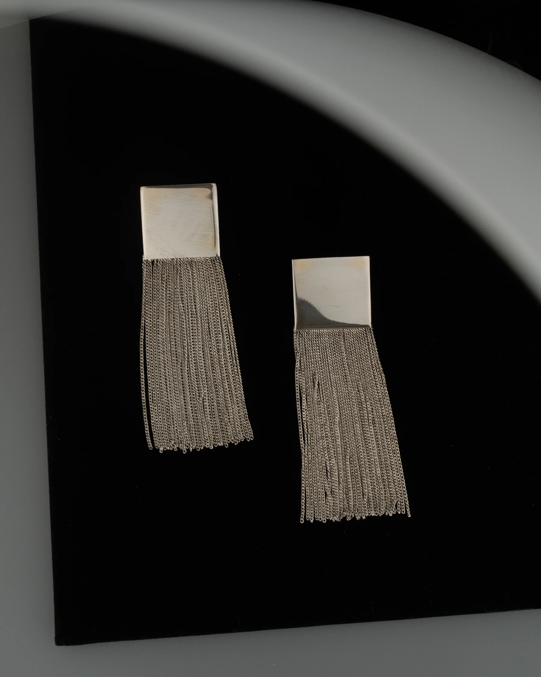 ear J2612 - Image 4