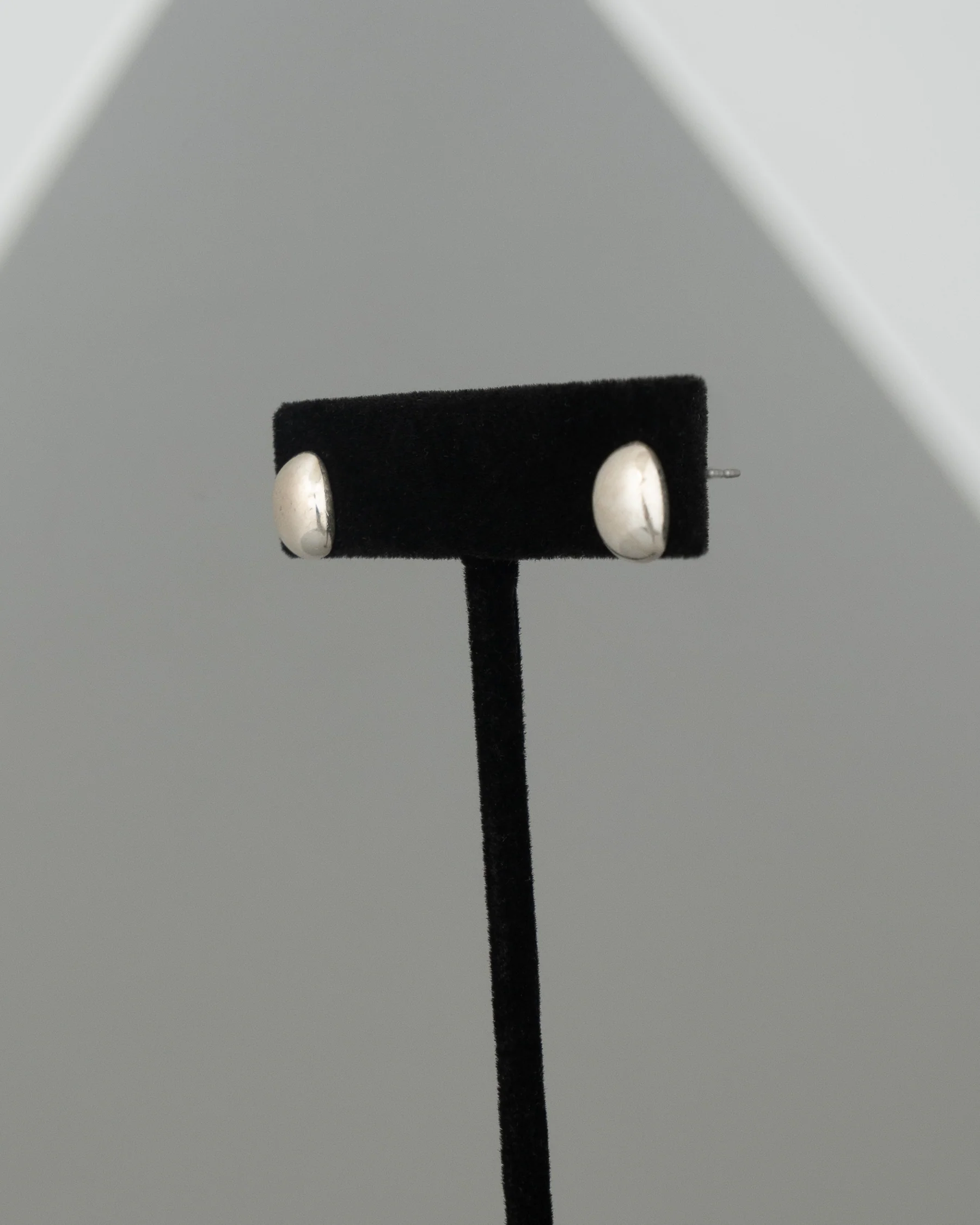 ear J2618 - Image 3