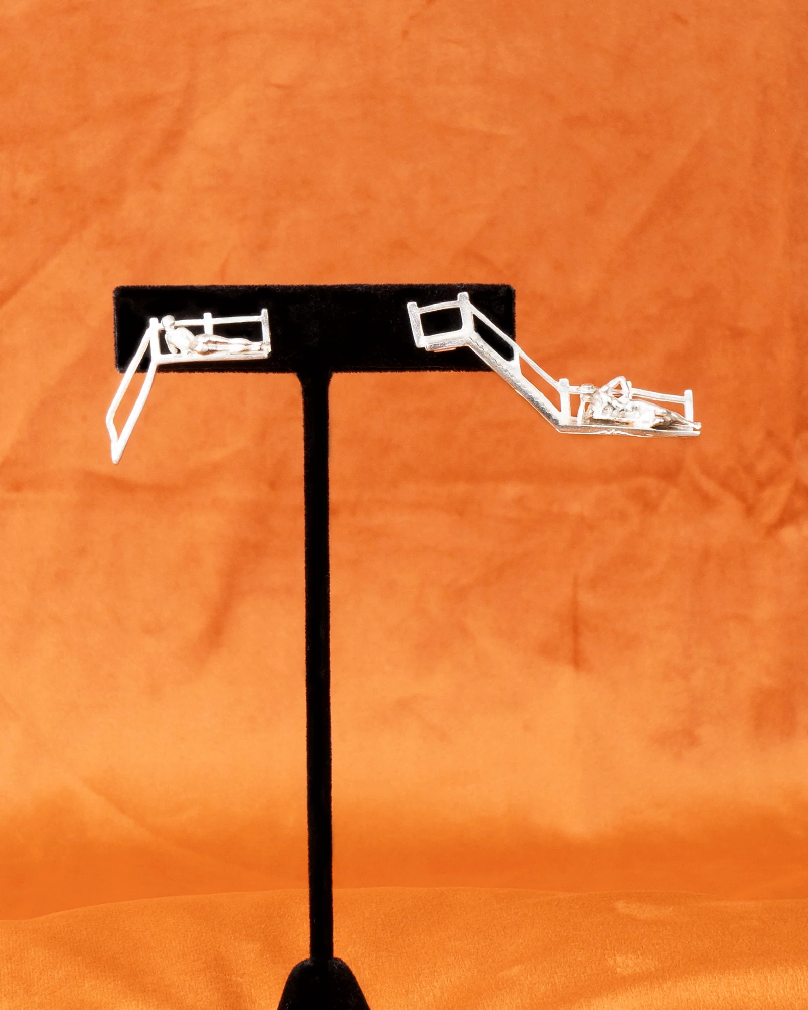 ear M2415 - Image 4
