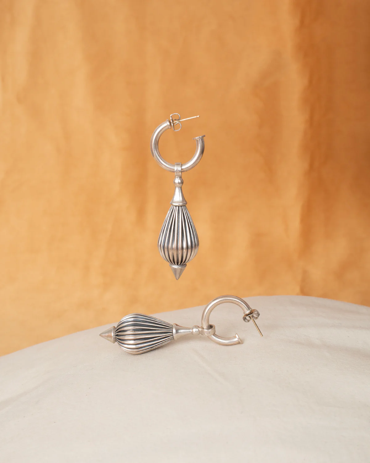ear M2455 - Image 3