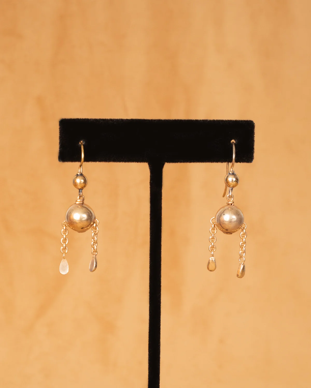 ear J2469 - Image 3