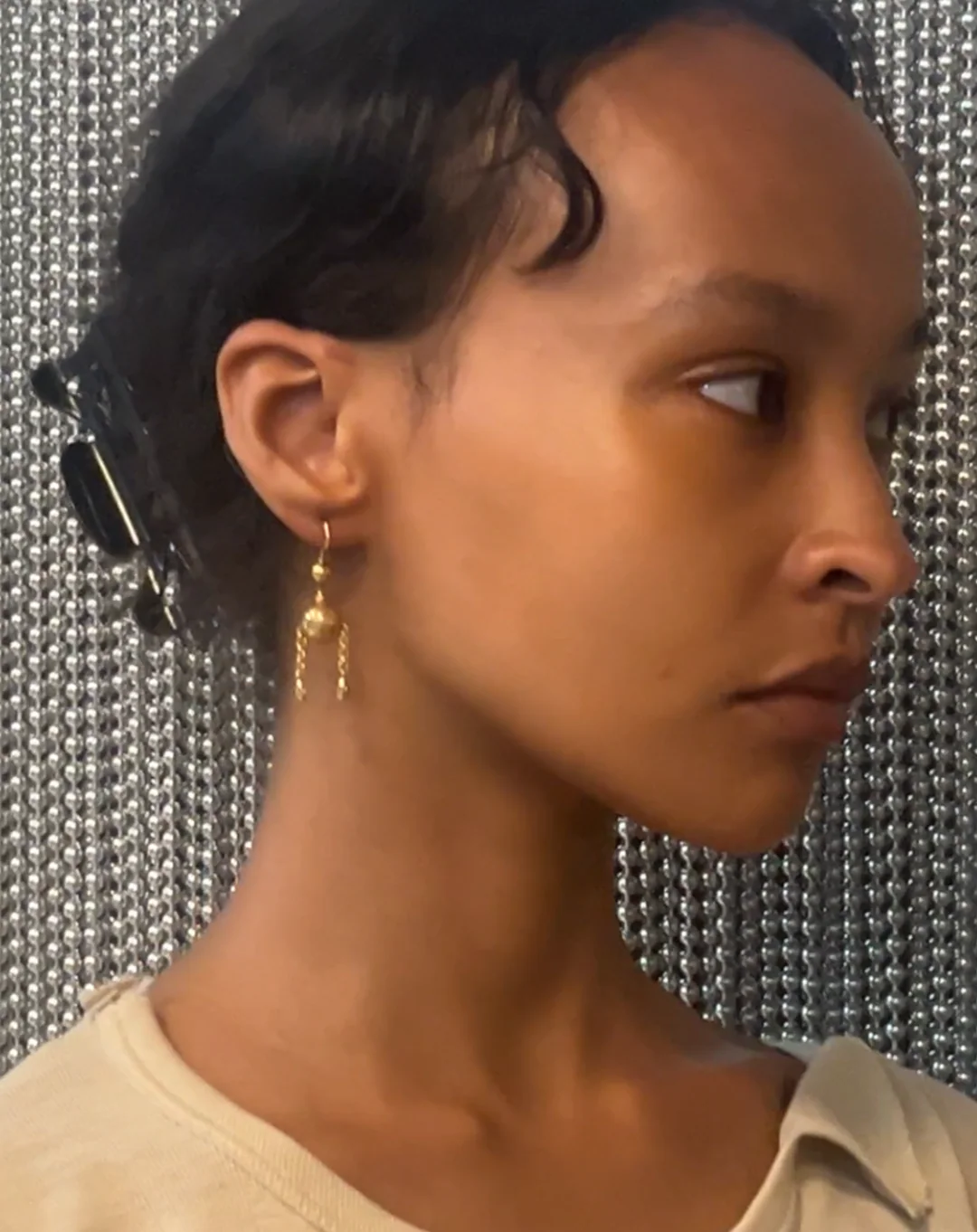 ear J2469 - Image 4