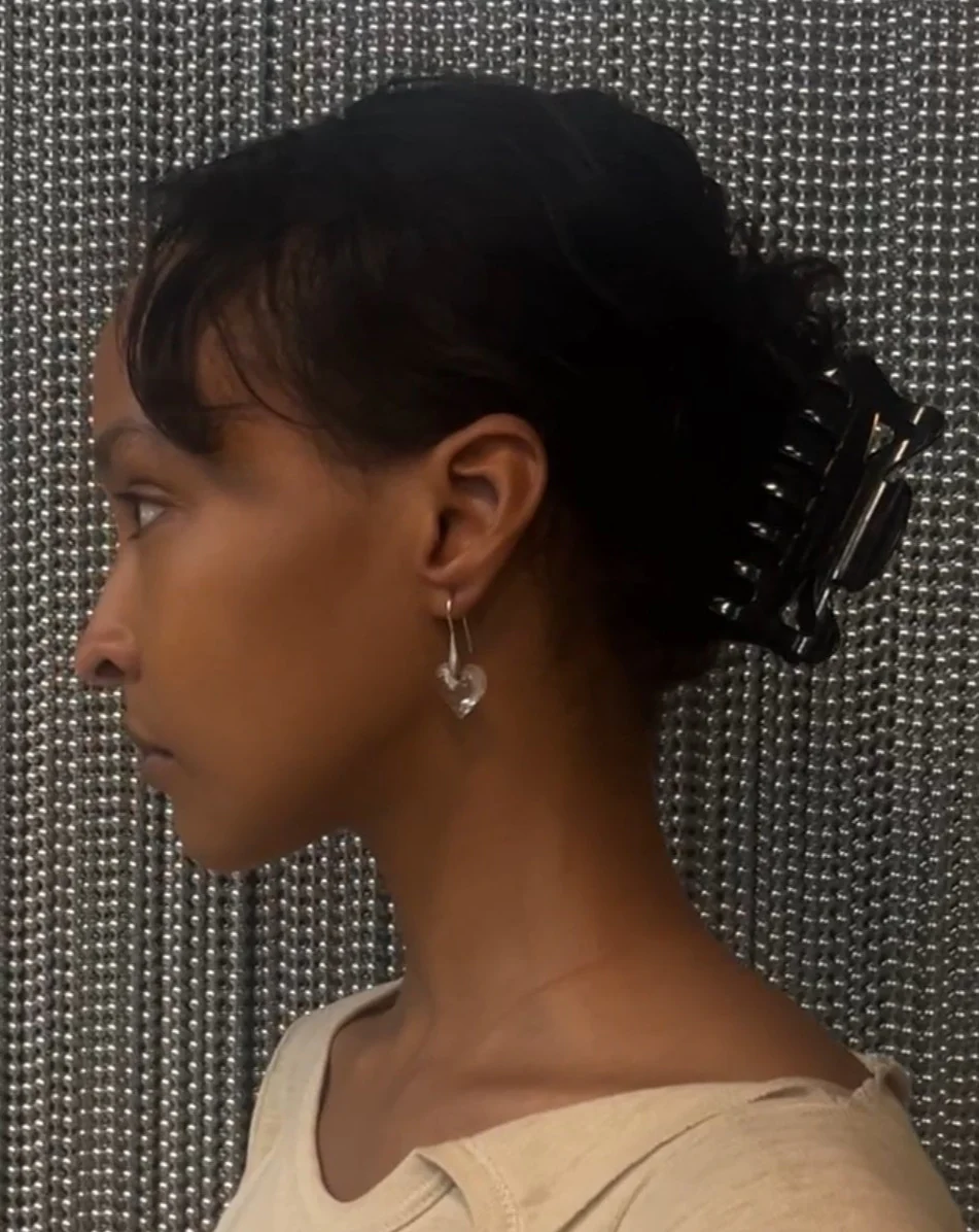ear J2470 - Image 4