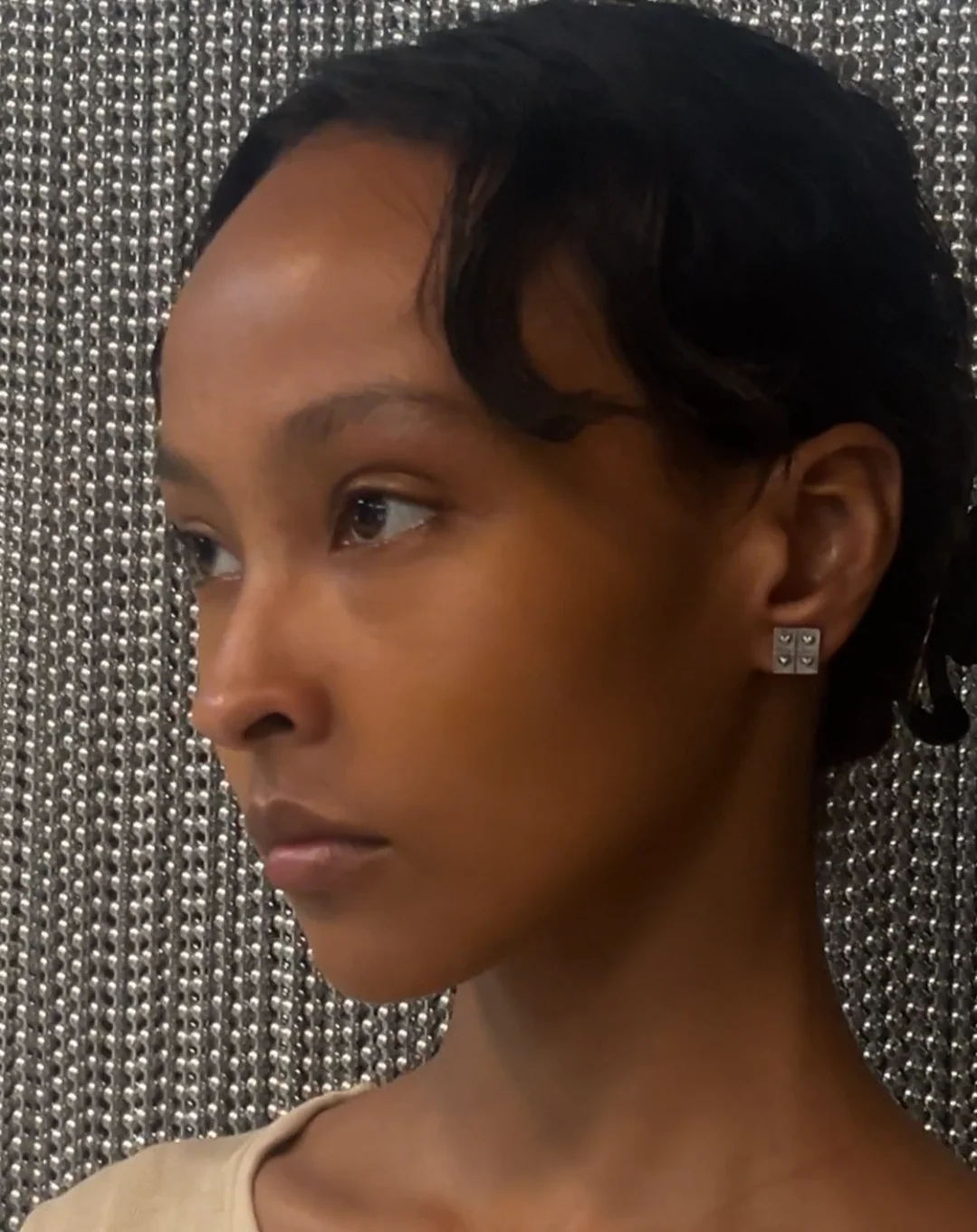 ear J2474 - Image 2