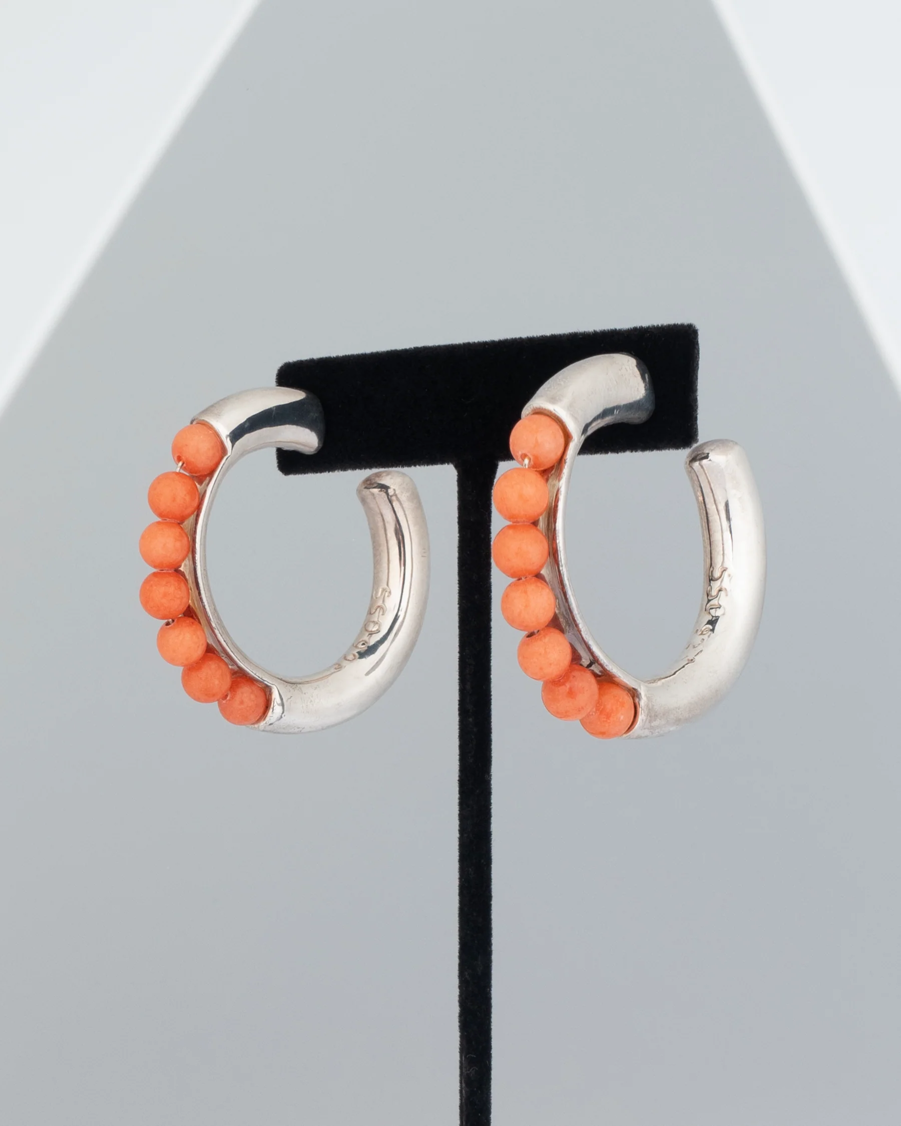 ear M2514