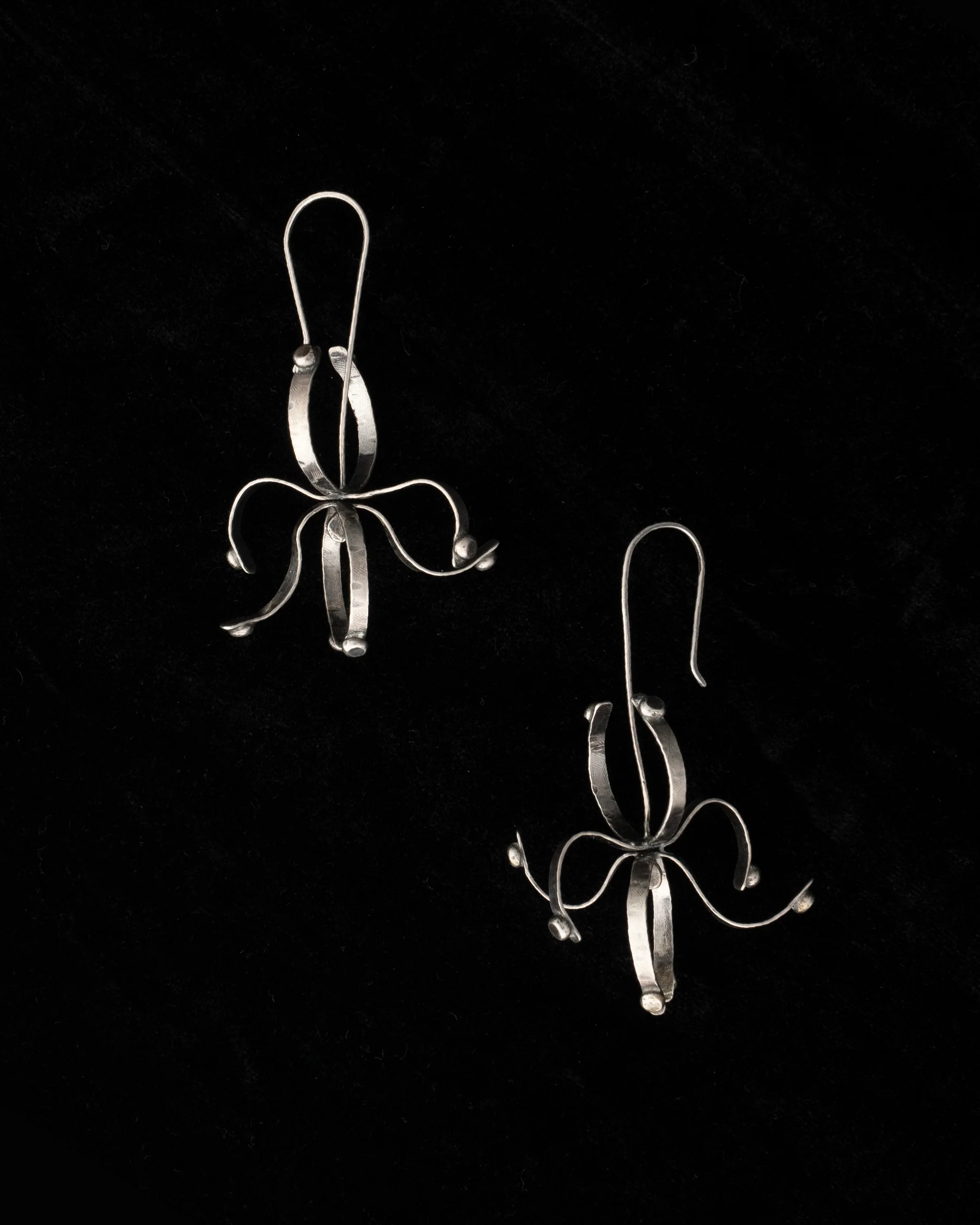 ear M2519
