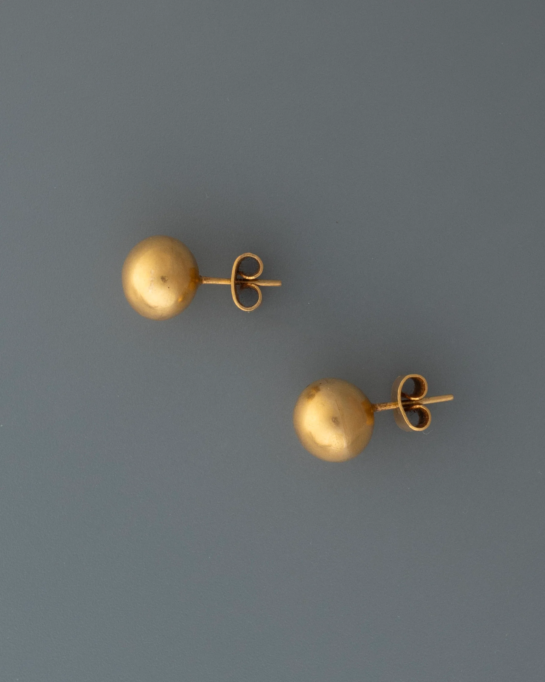 ear M2522 - Image 2