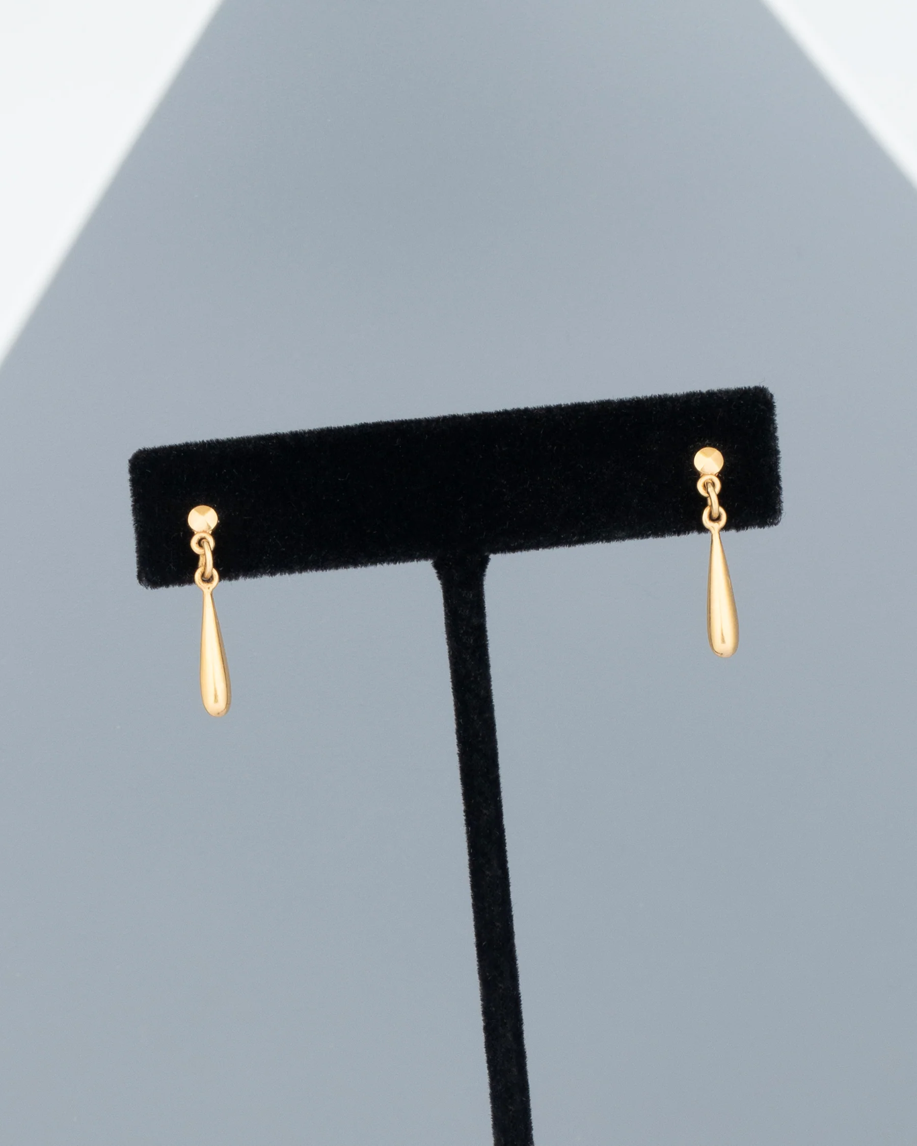 ear M2523 - Image 4