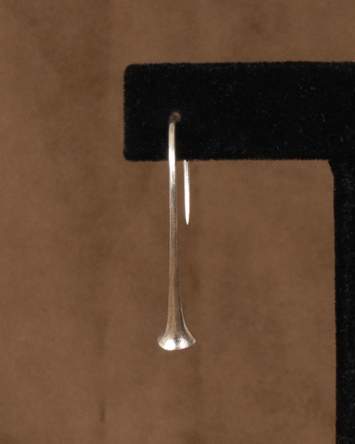 ear D2405 - Image 3