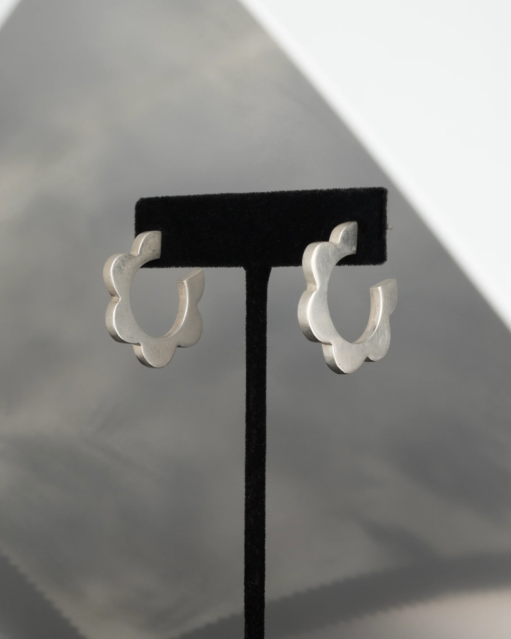 ear N2509 - Image 3