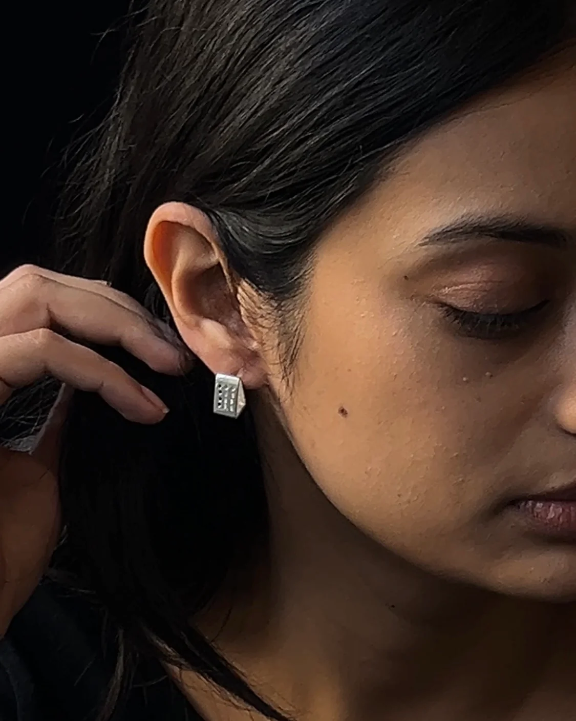 ear N2518 - Image 2