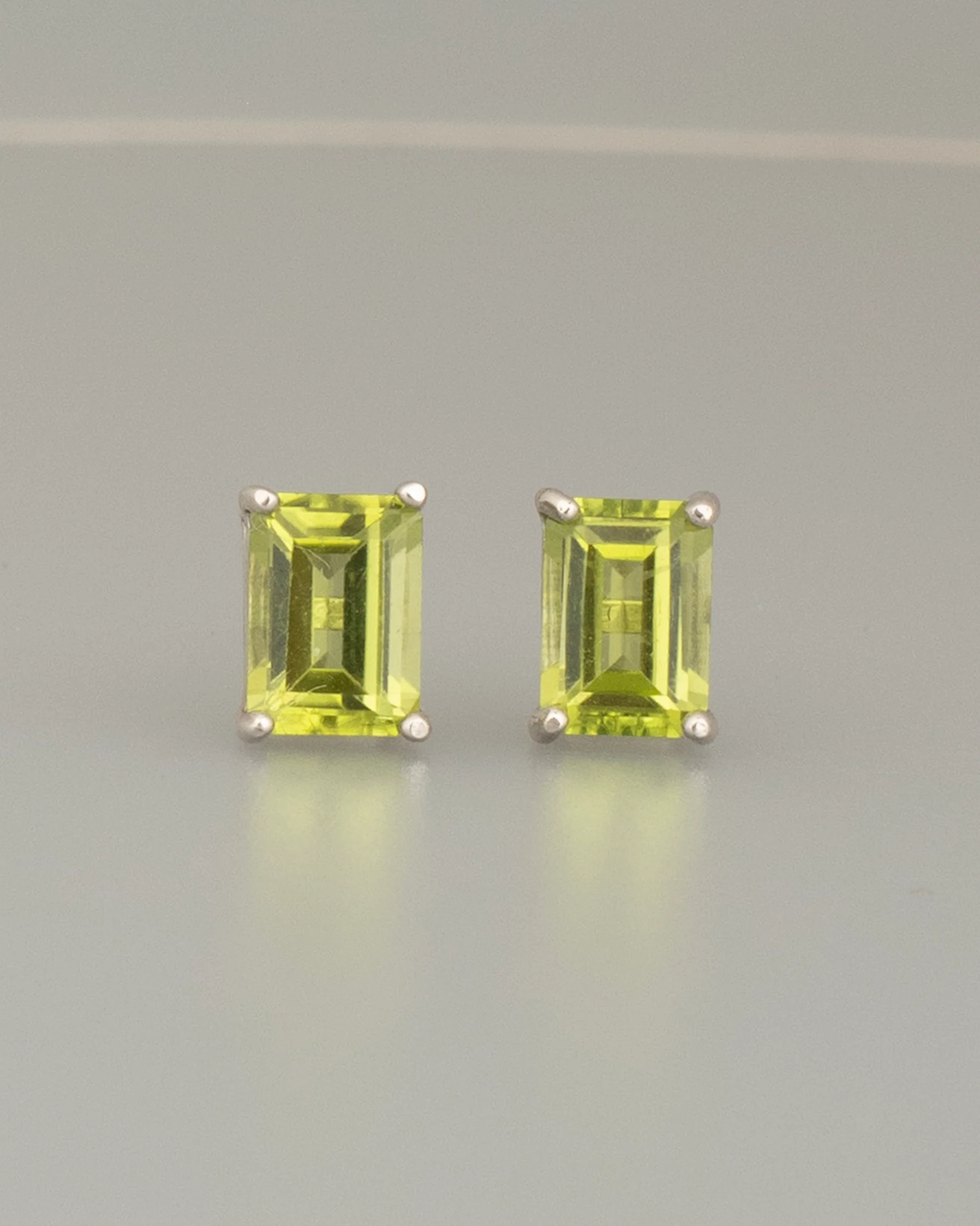 ear N2520