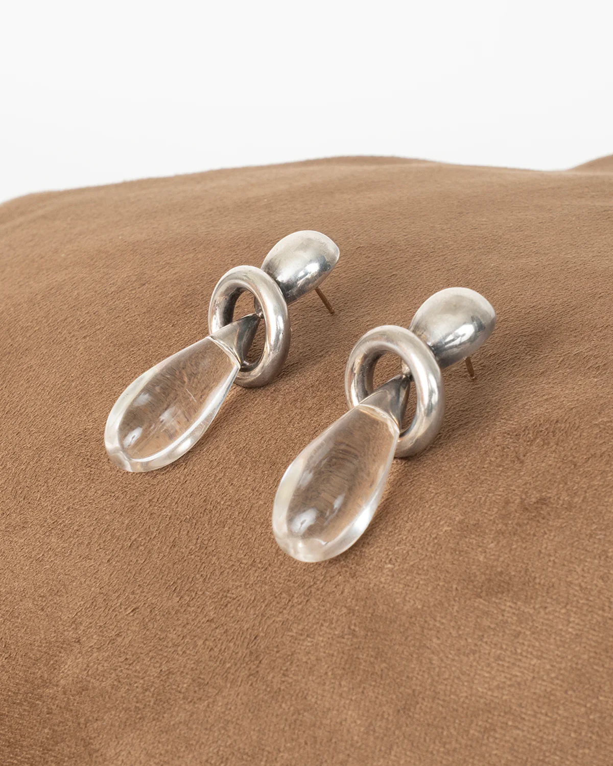 ear O2414 - Image 5