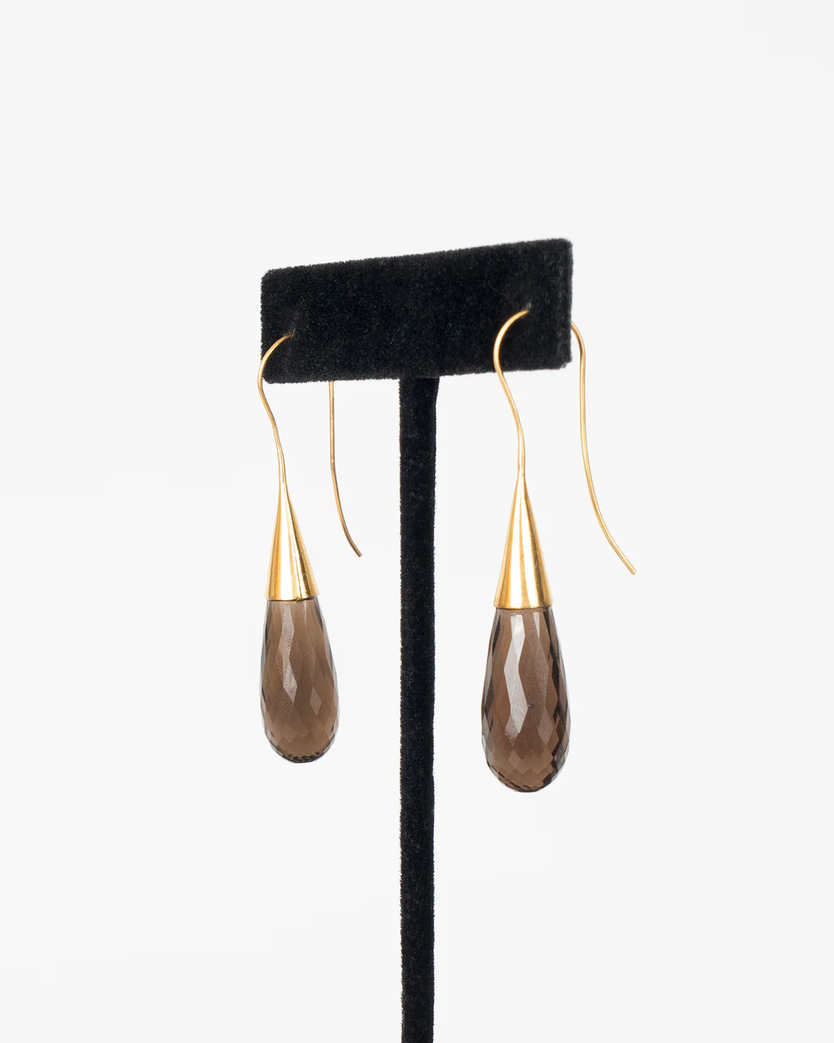 ear O2419