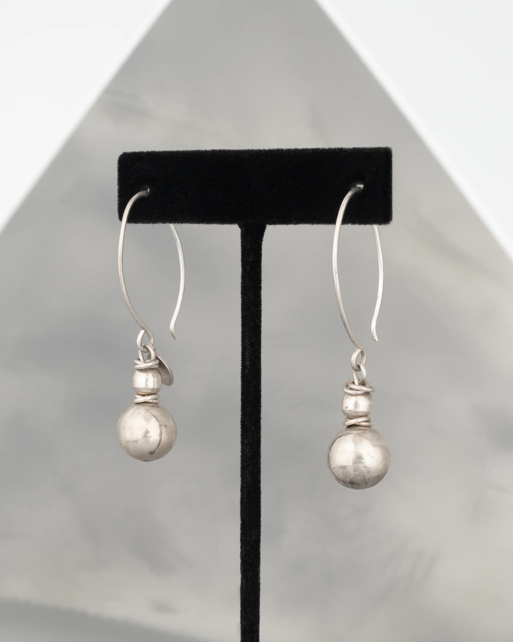 ear O2531 - Image 2