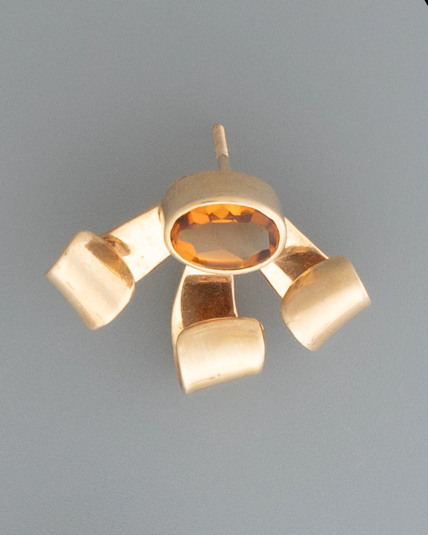 ear O2536 - Image 6