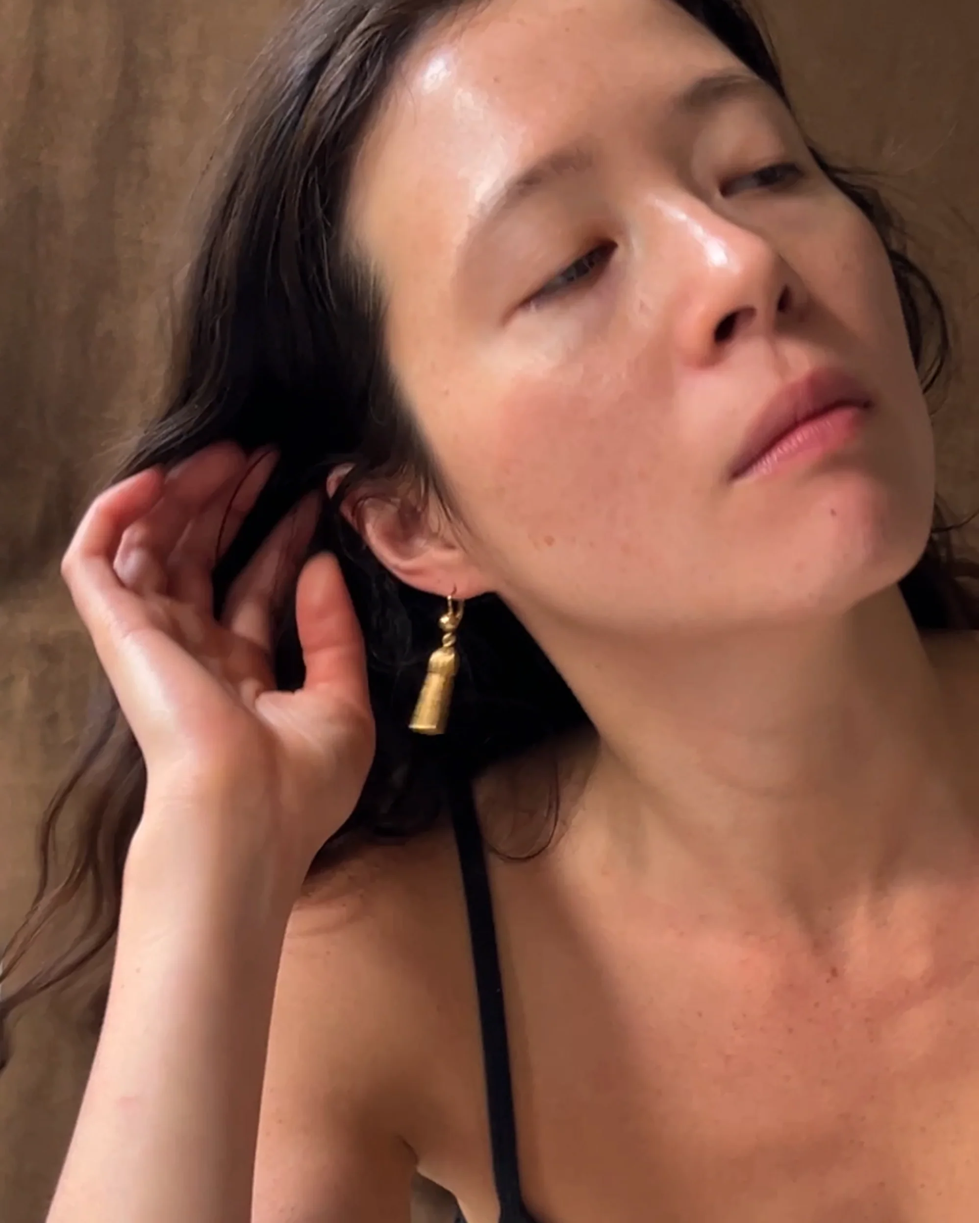 ear S2405 - Image 7