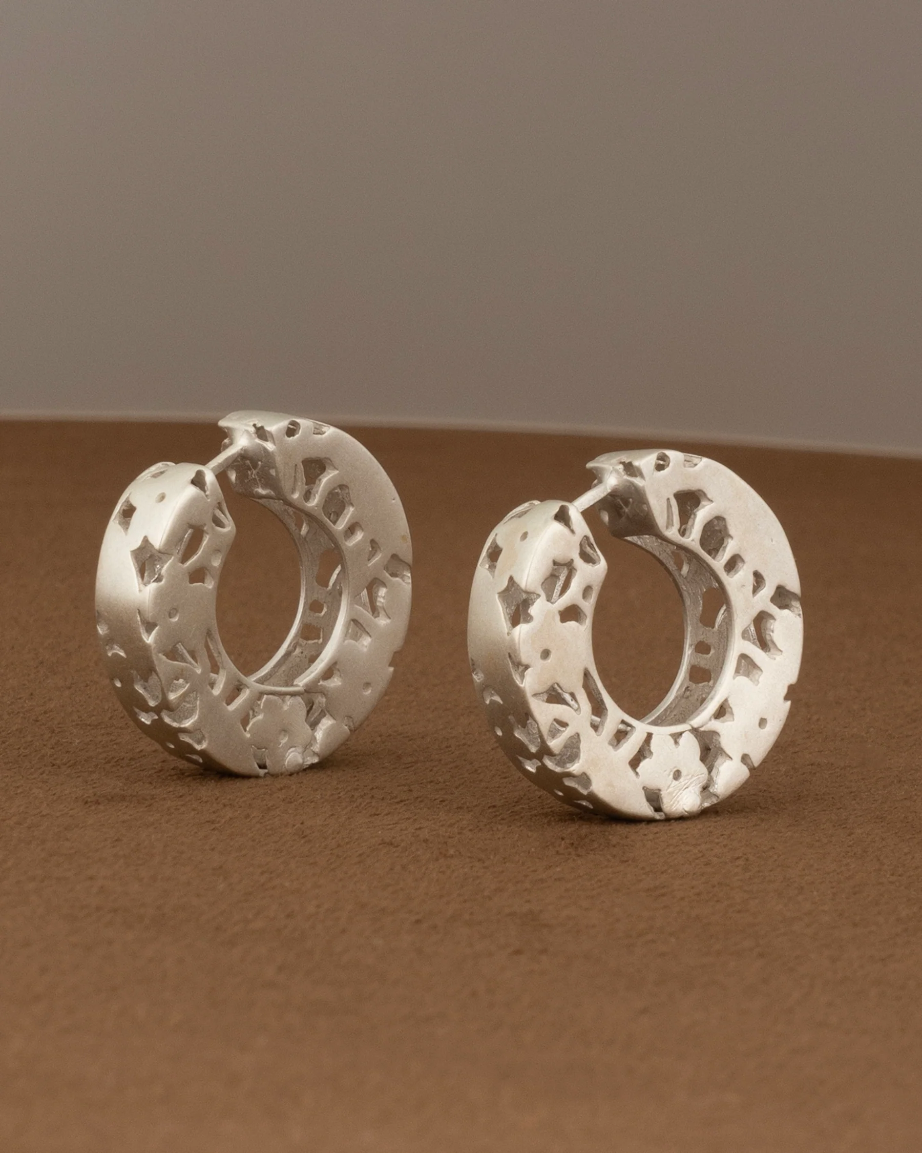 ear SC02 - Image 4