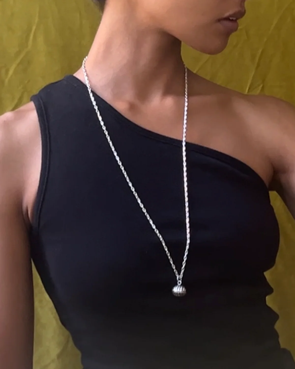 neck A2438 - Image 6