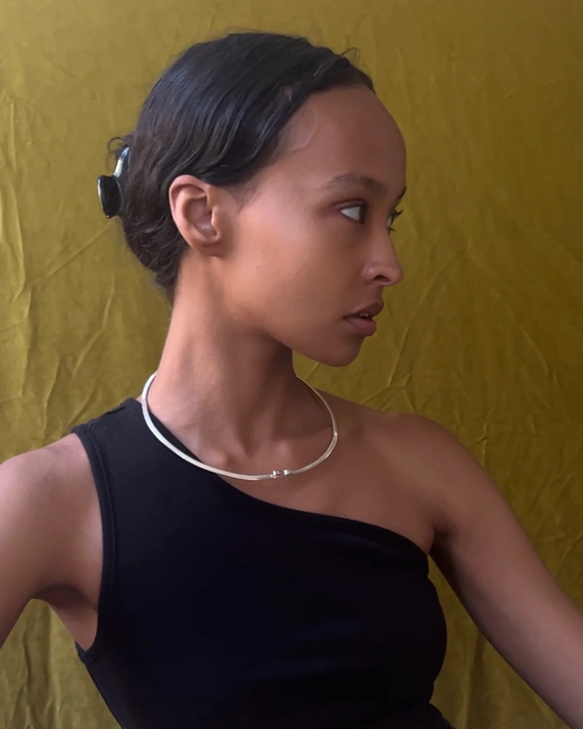 neck A2441 - Image 2