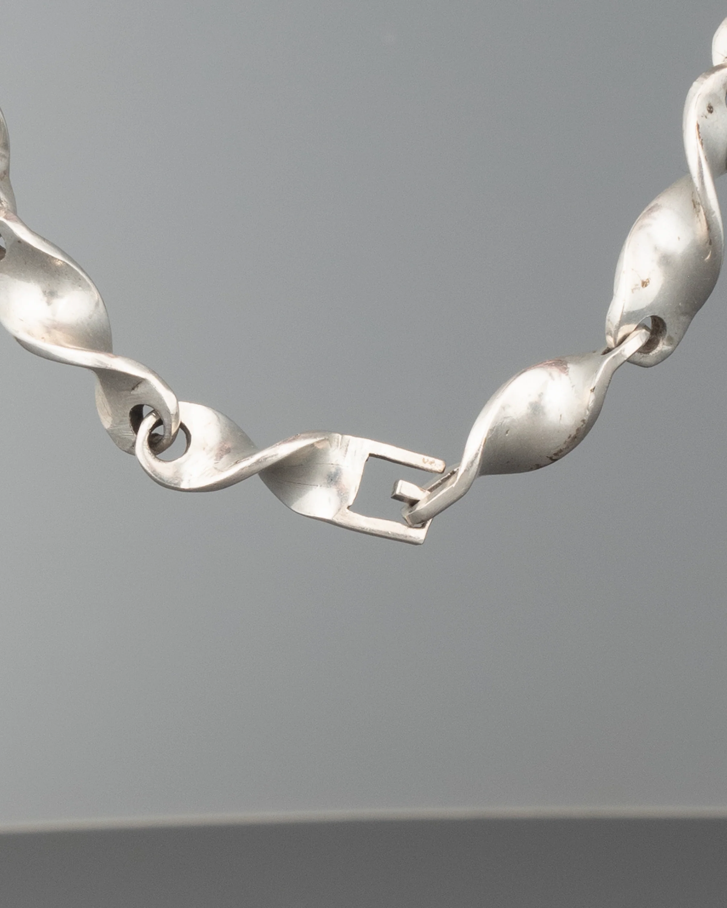 neck A2502 - Image 4