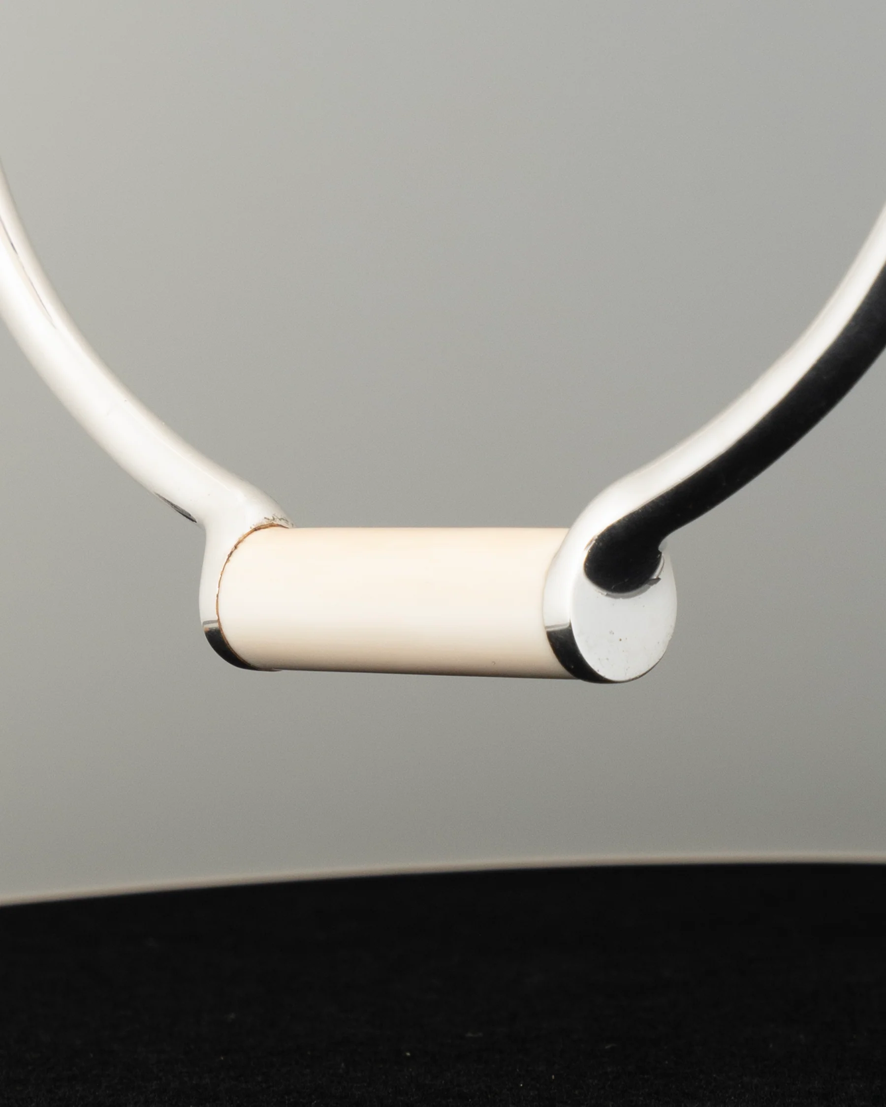 neck A2559 - Image 4