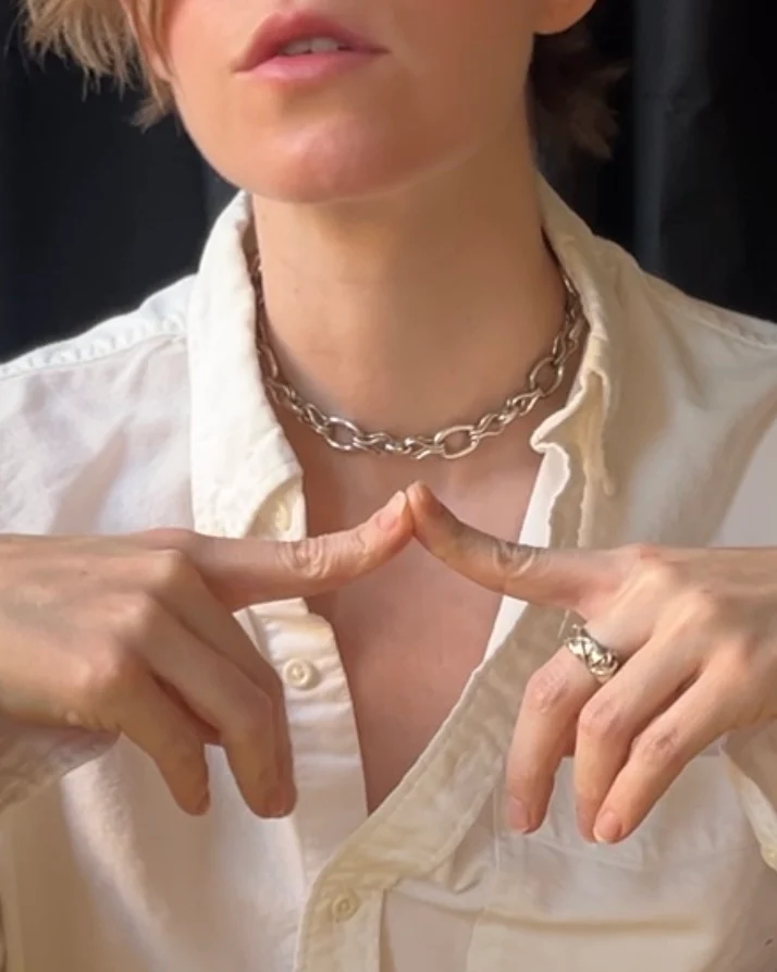 neck D2313 - Image 2