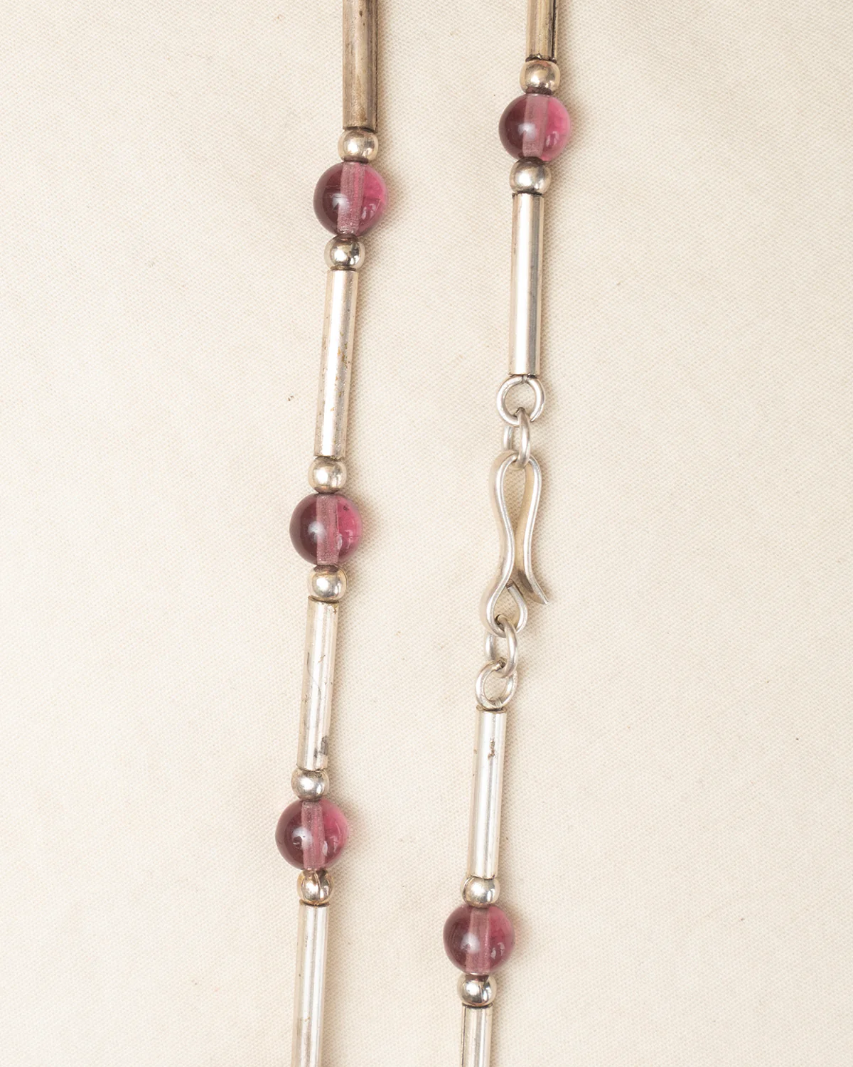 neck D2432 - Image 3