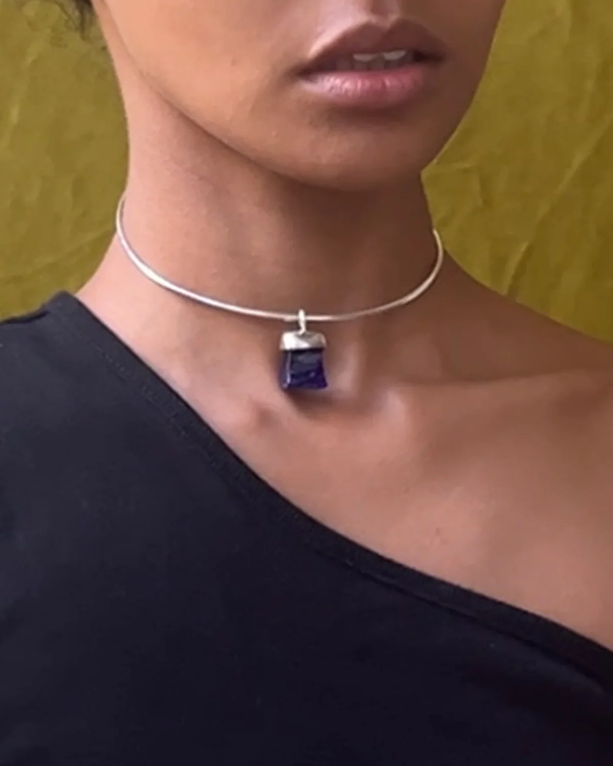 neck J2493 - Image 2