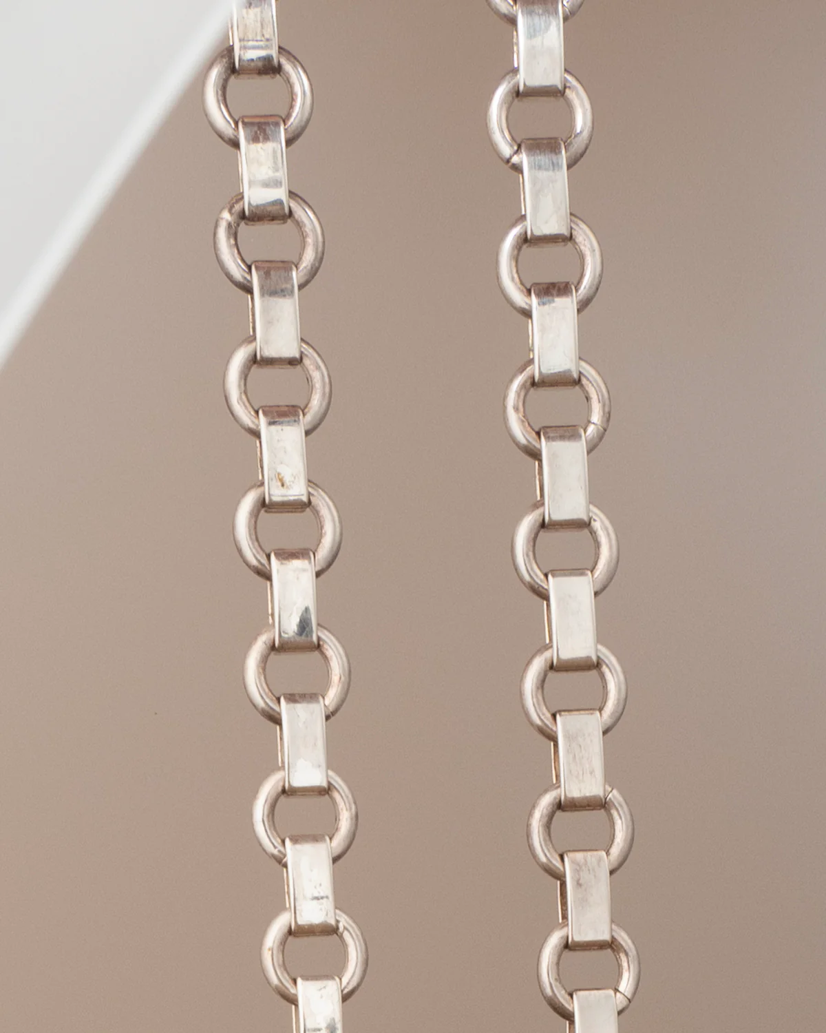neck J2502 - Image 3