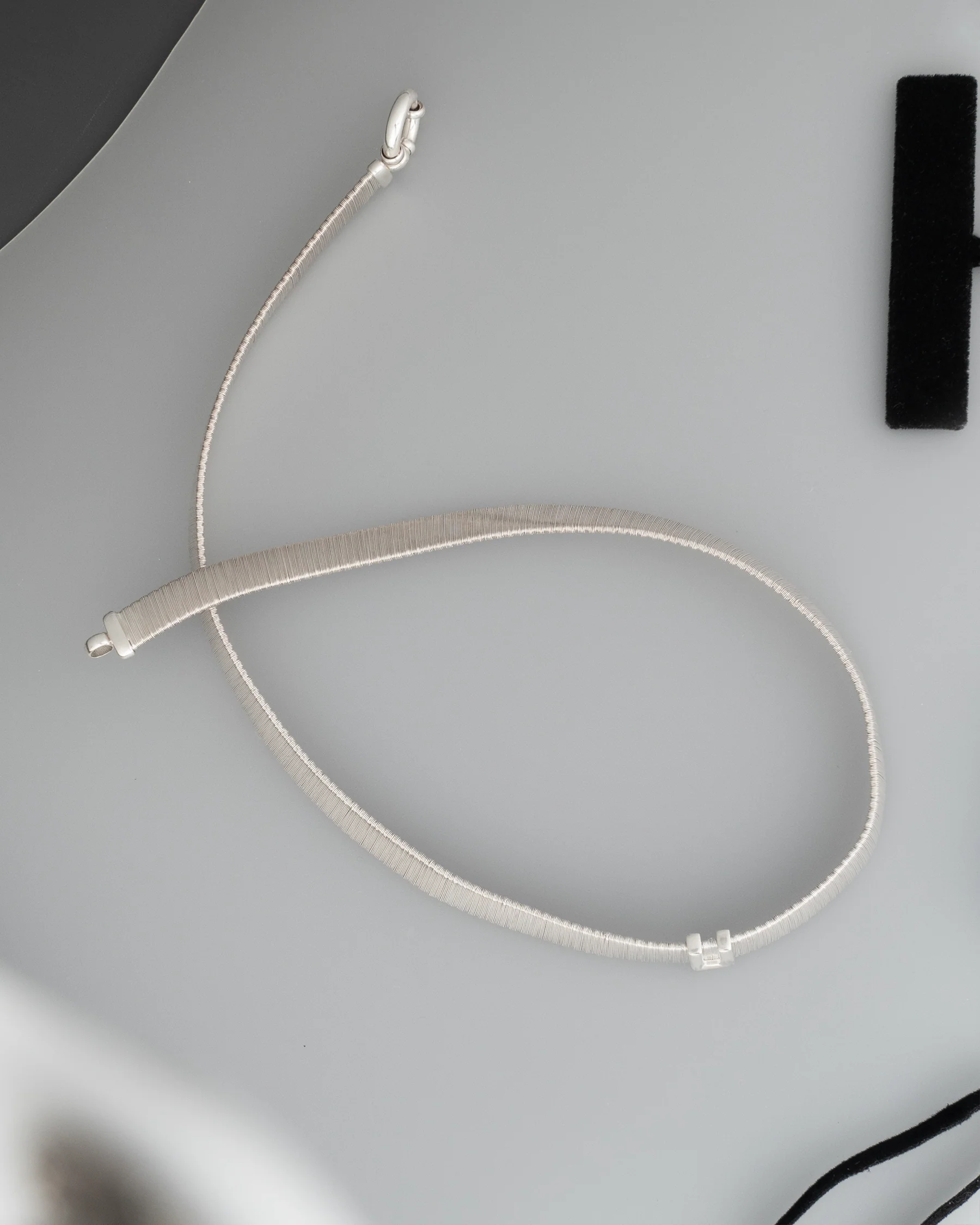 neck J2552 - Image 4