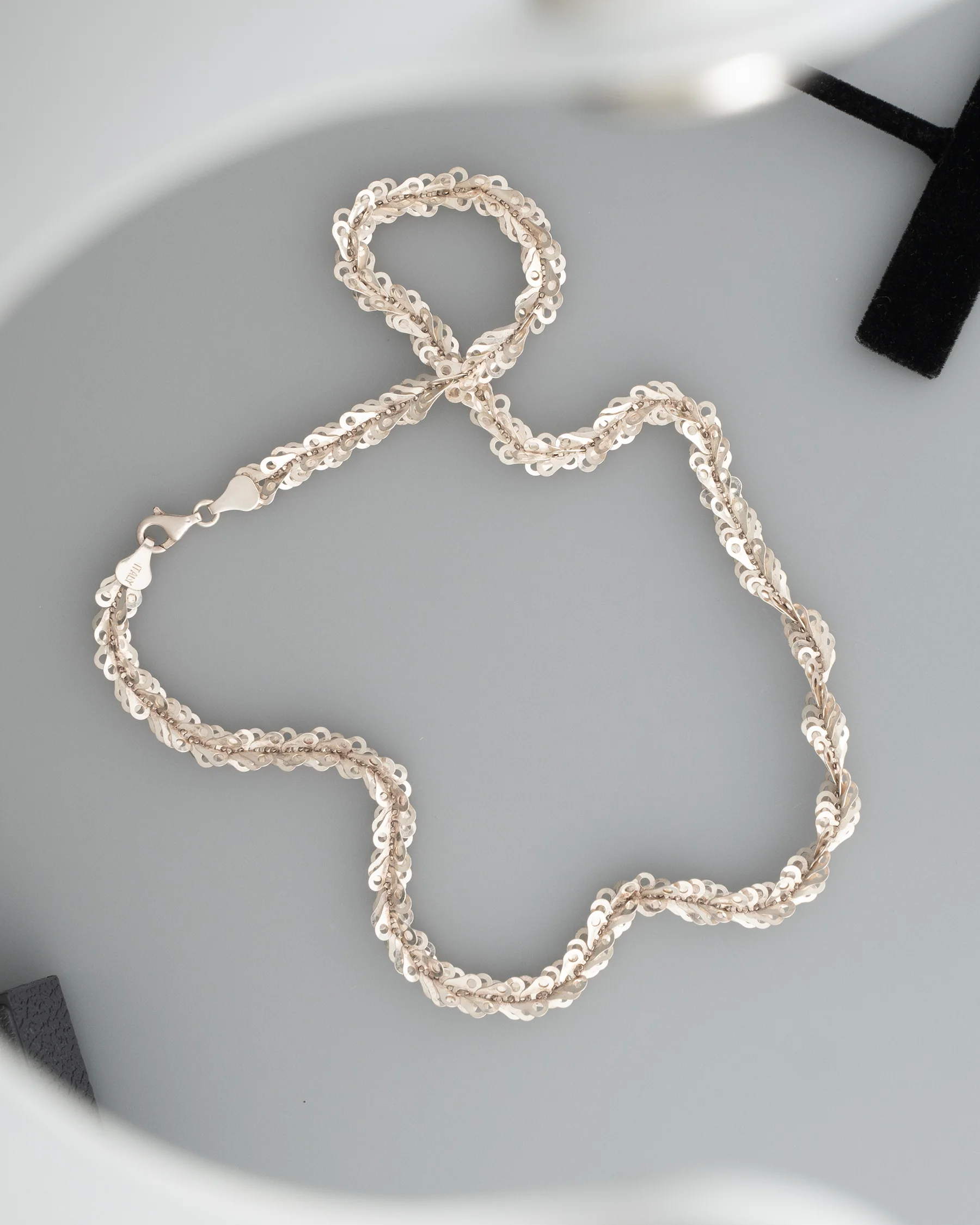 neck J2553
