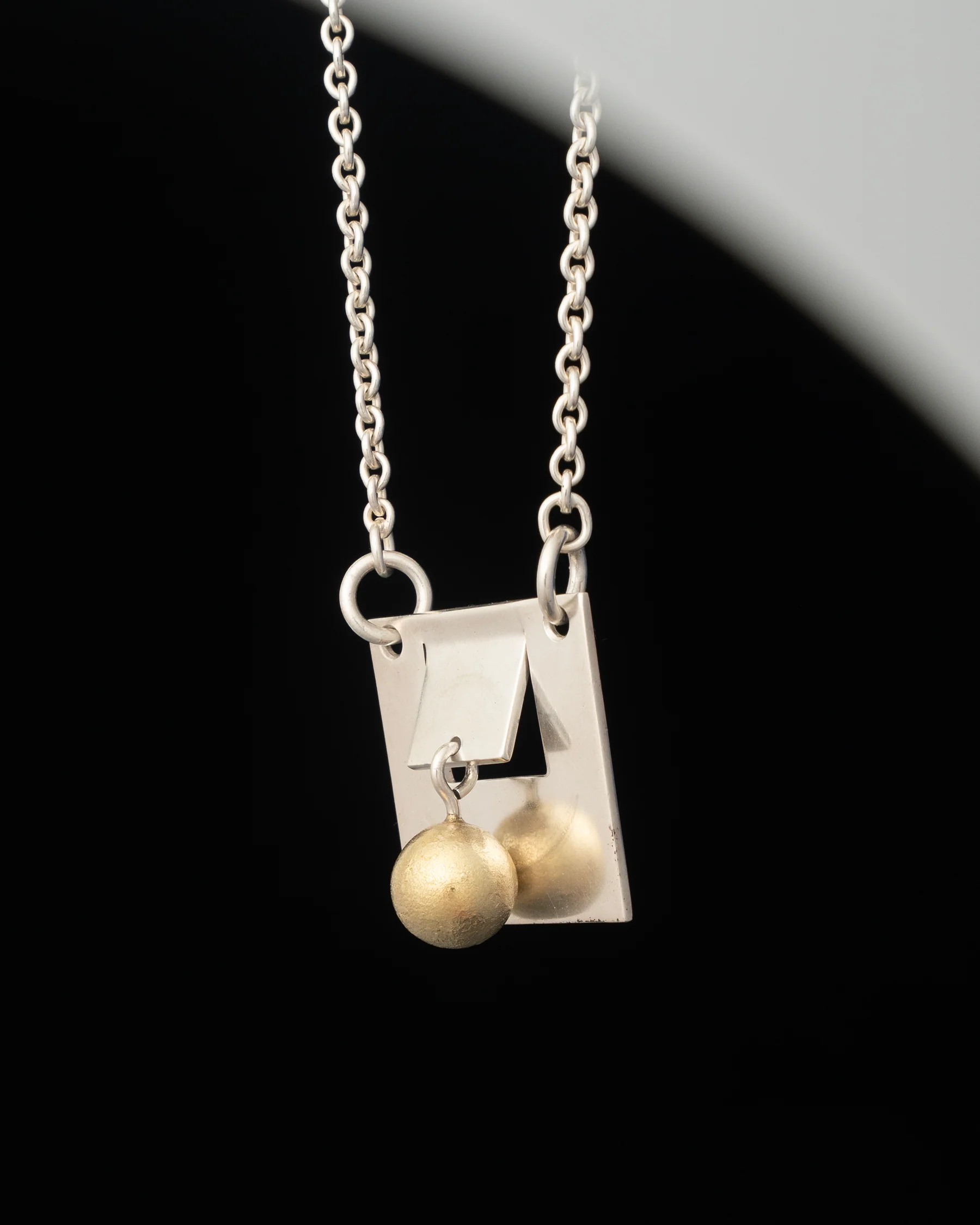 neck J2607