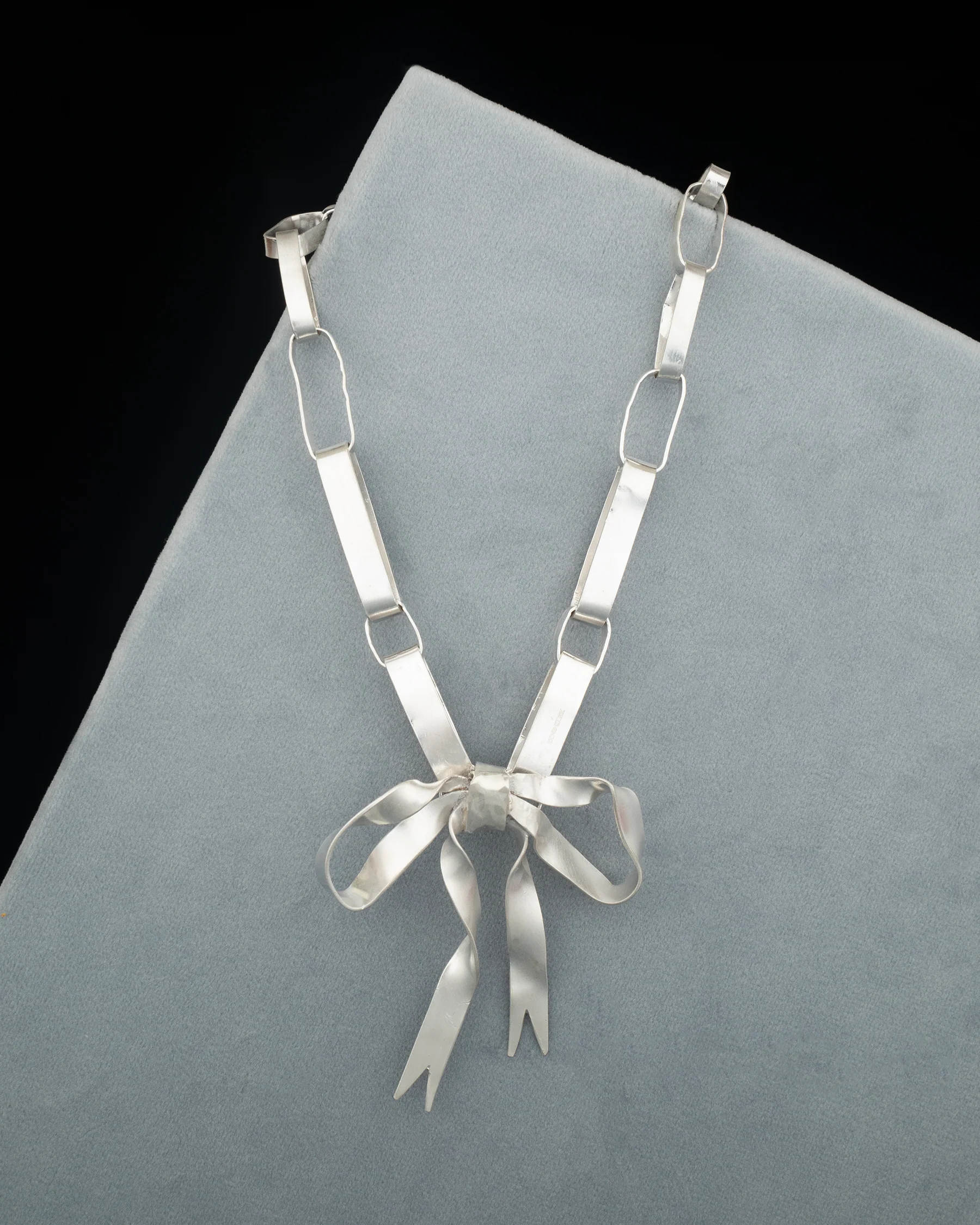 neck LC17